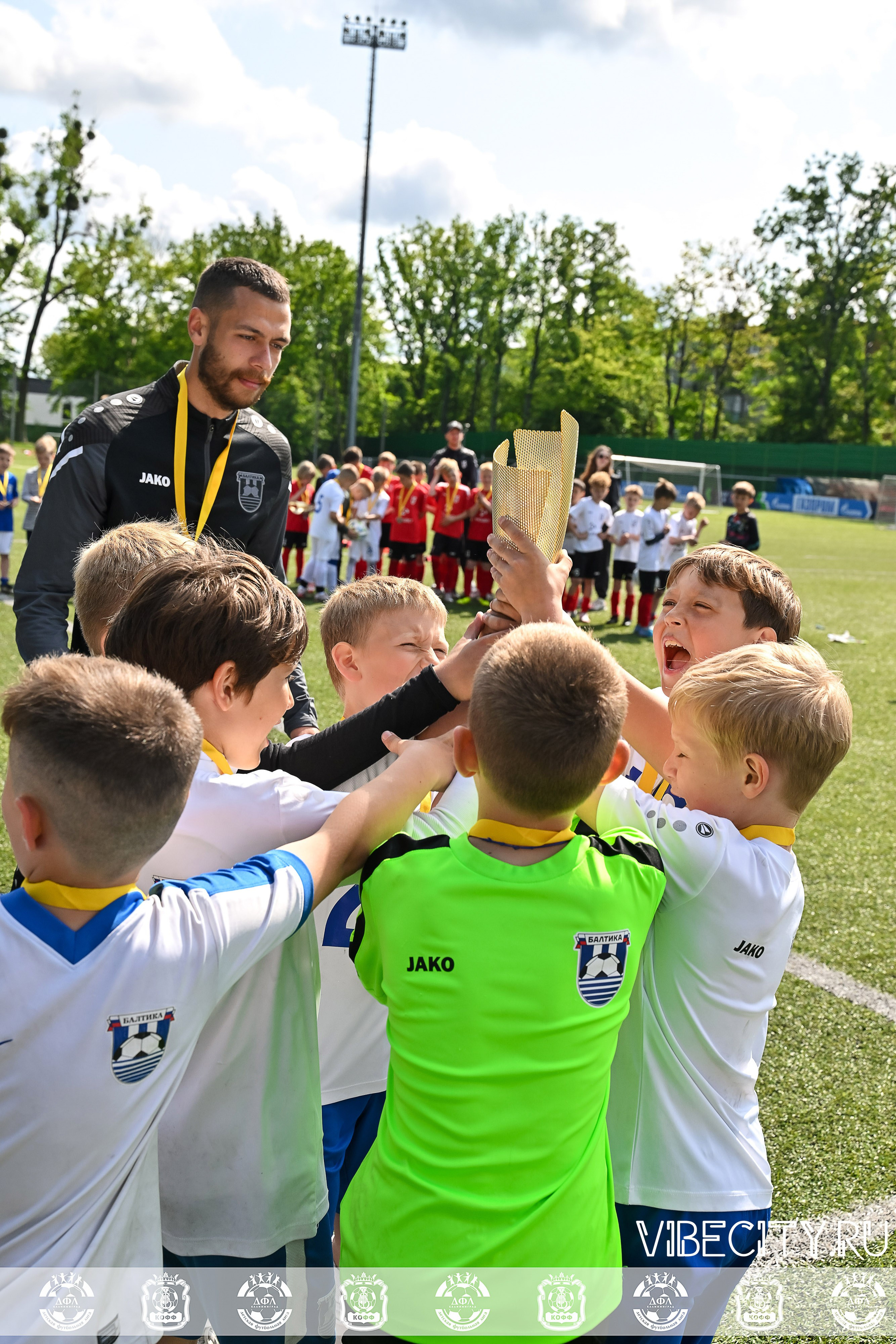 Большие Звезды светят Малым. VIBECITY.RU Вайб Сити Ру Фоторепортажи Фотоотчеты Калининград