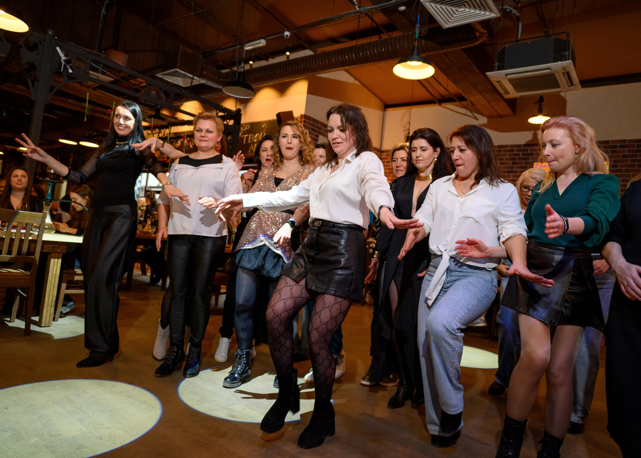 8Марта_МаксБрой. Фотограф Александр Данилов