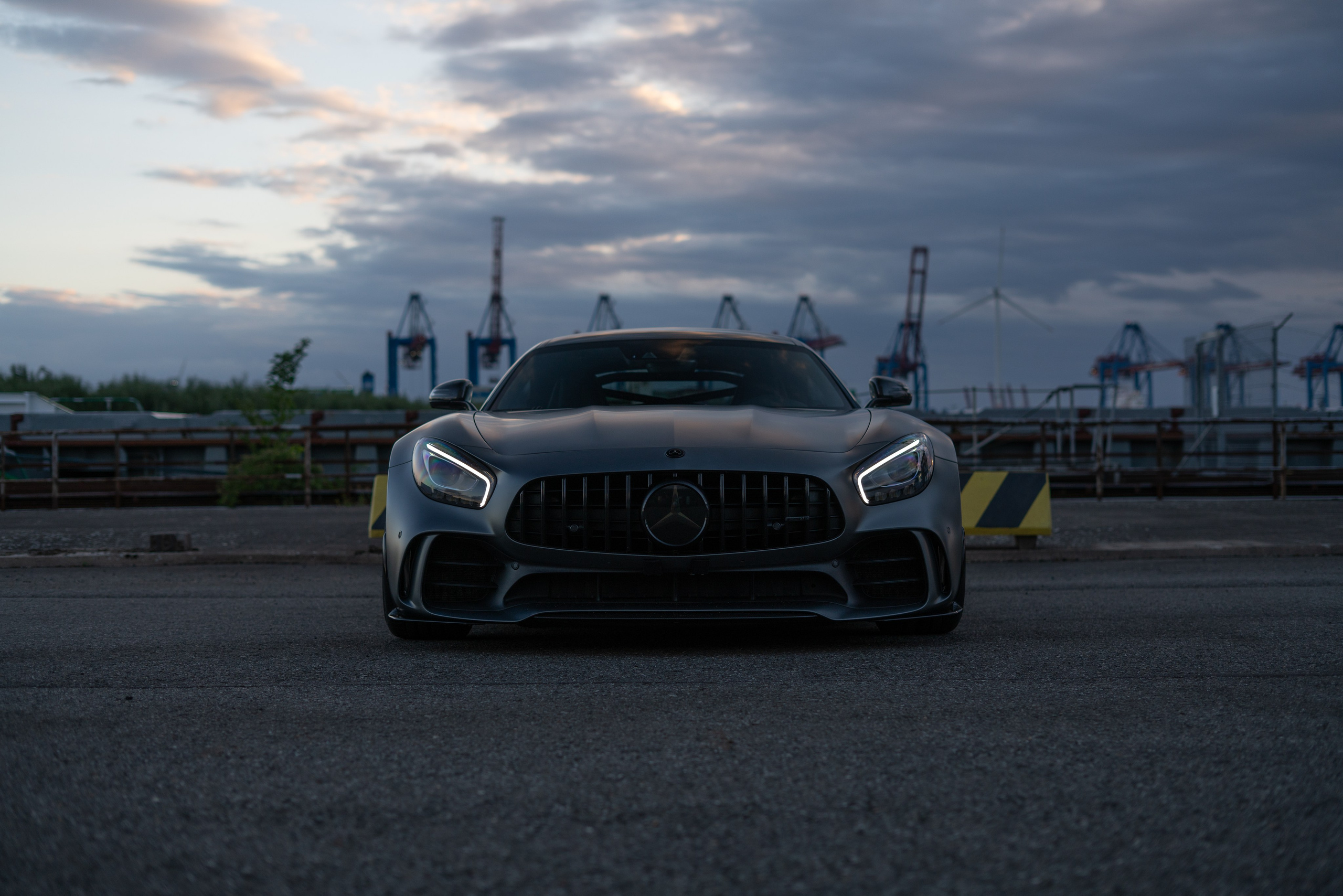 Before/after. Retusher Maryia Buhai