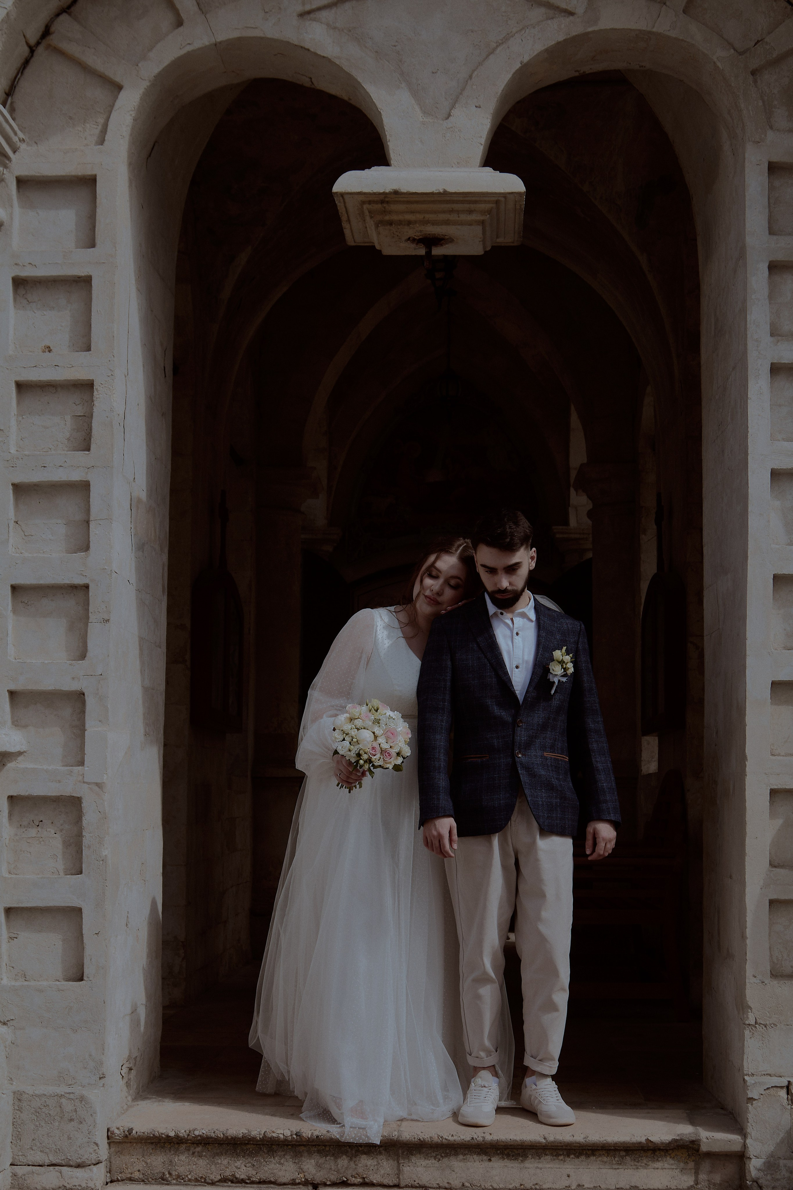 Виктория и Даниэль. Владимирский храм. Фотограф лавстори Москва/МО Приятелева Ангелина