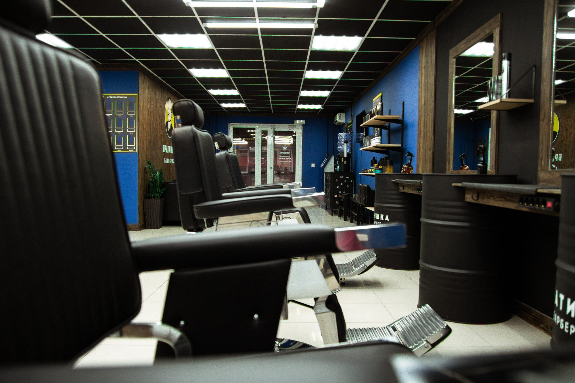 Фотосъёмка в барбершопе Братишка. Фотограф в Самаре Алексей Головачёв