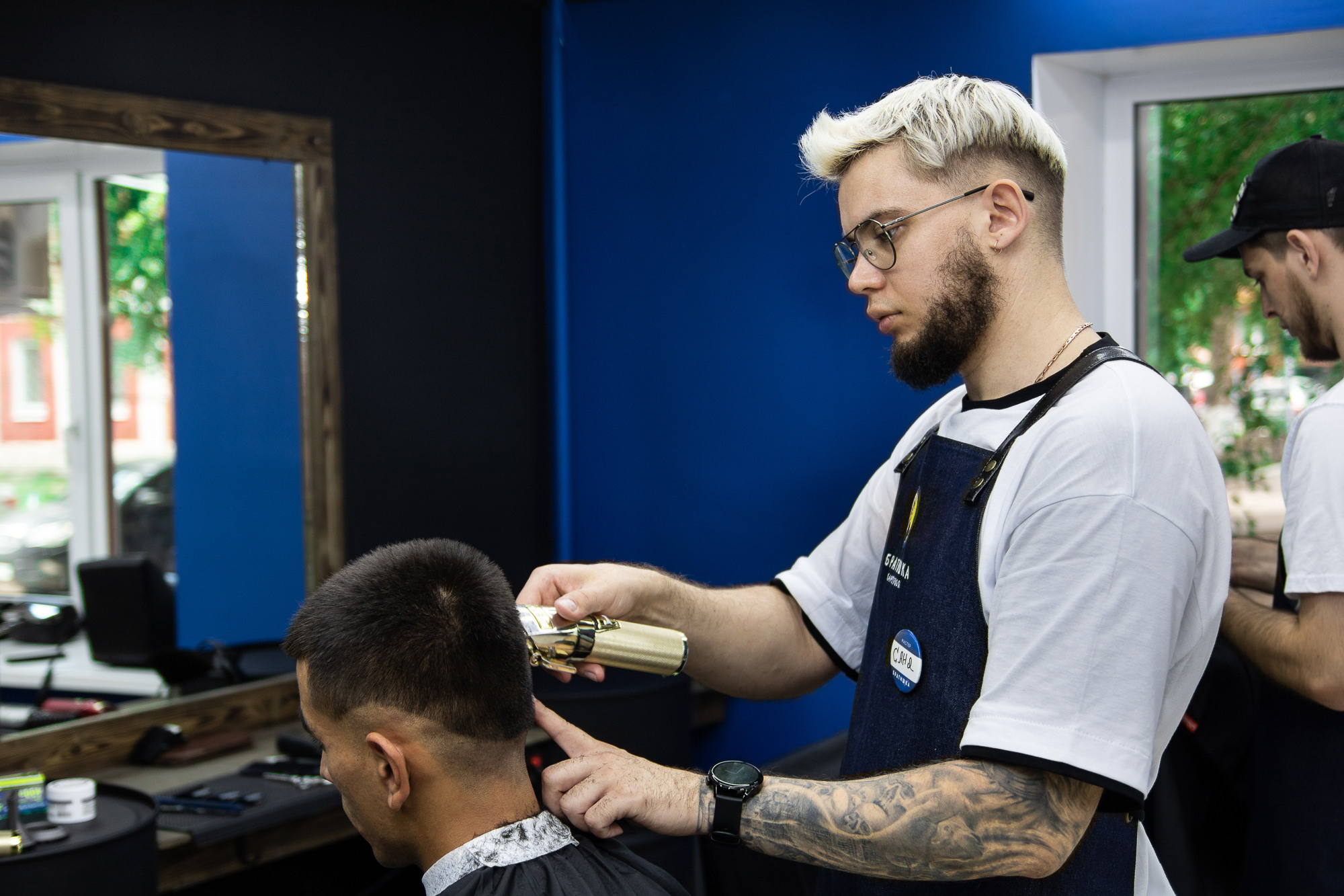 Фотосъёмка в барбершопе Братишка. Фотограф в Самаре Алексей Головачёв
