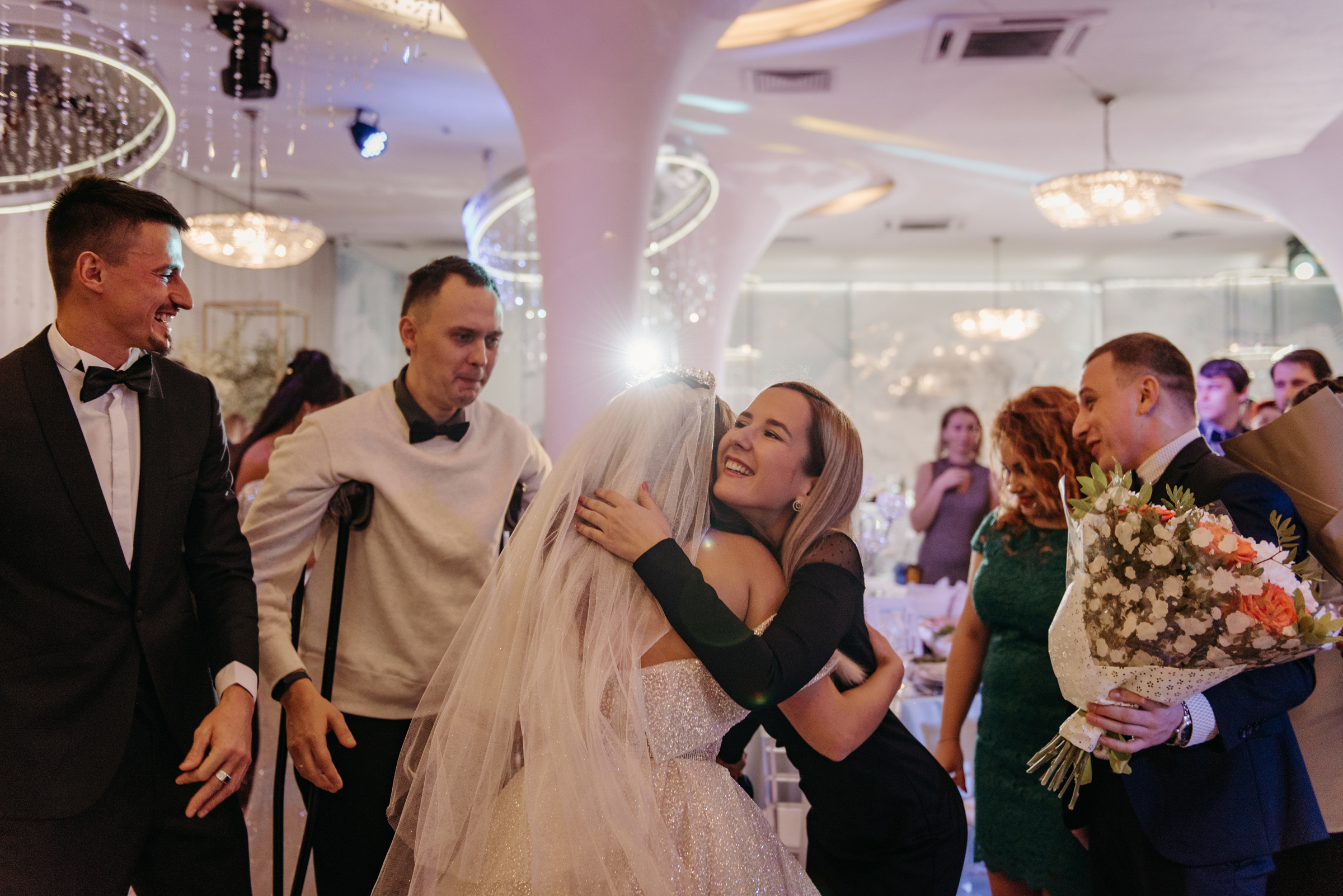 Алёна и Роман | Свадебный банкет в ресторане Небесный. Свадебный фотограф в Санкт-Петербурге Венера Ахметова