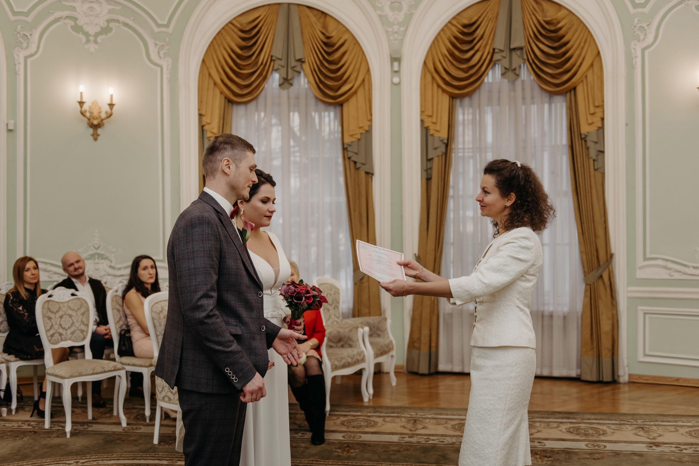 Осенняя свадьба Полины и Ивана. Свадебный фотограф в Санкт-Петербурге Венера Ахметова