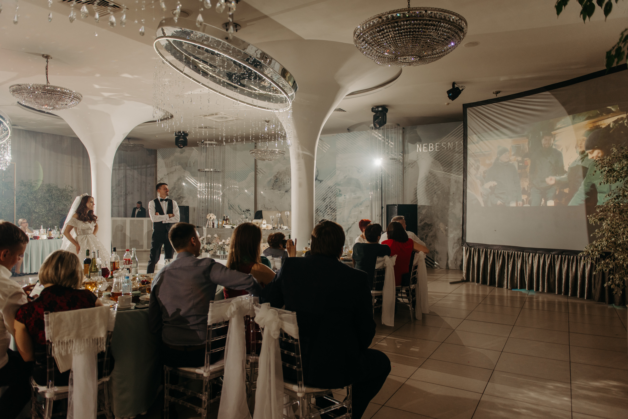 Алёна и Роман | Свадебный банкет в ресторане Небесный. Свадебный фотограф в Санкт-Петербурге Венера Ахметова