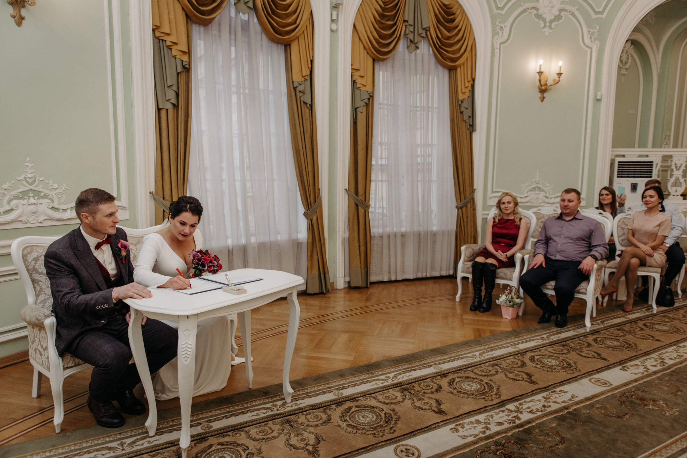 Осенняя свадьба Полины и Ивана. Свадебный фотограф в Санкт-Петербурге Венера Ахметова