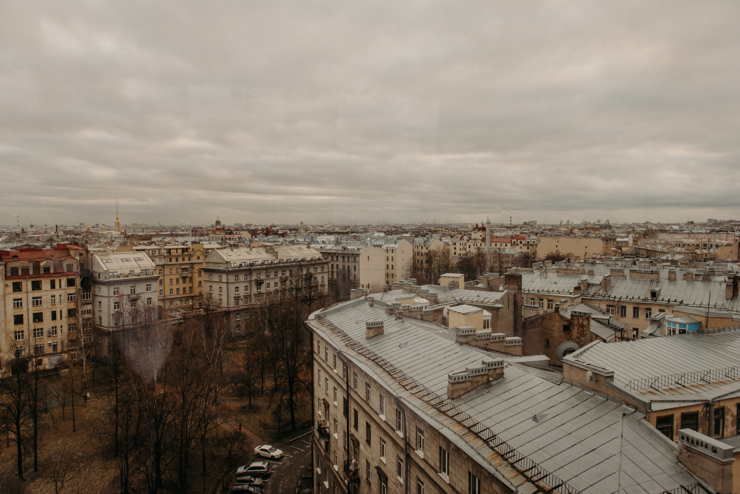 Осенняя свадьба Полины и Ивана. Свадебный фотограф в Санкт-Петербурге Венера Ахметова