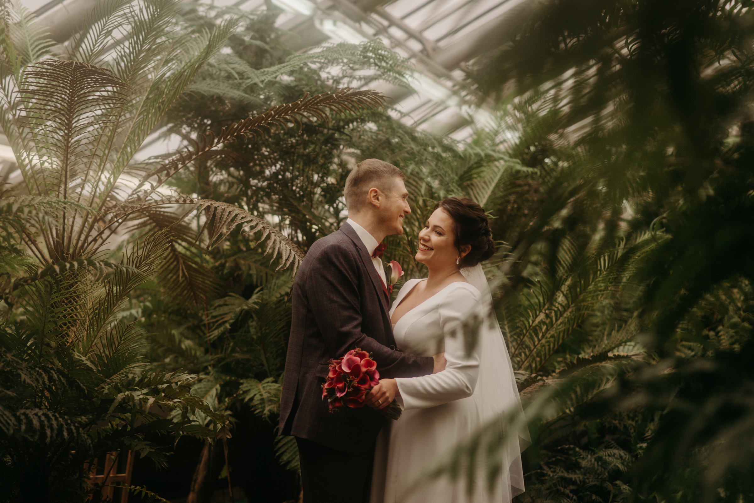Осенняя свадьба Полины и Ивана. Свадебный фотограф в Санкт-Петербурге Венера Ахметова