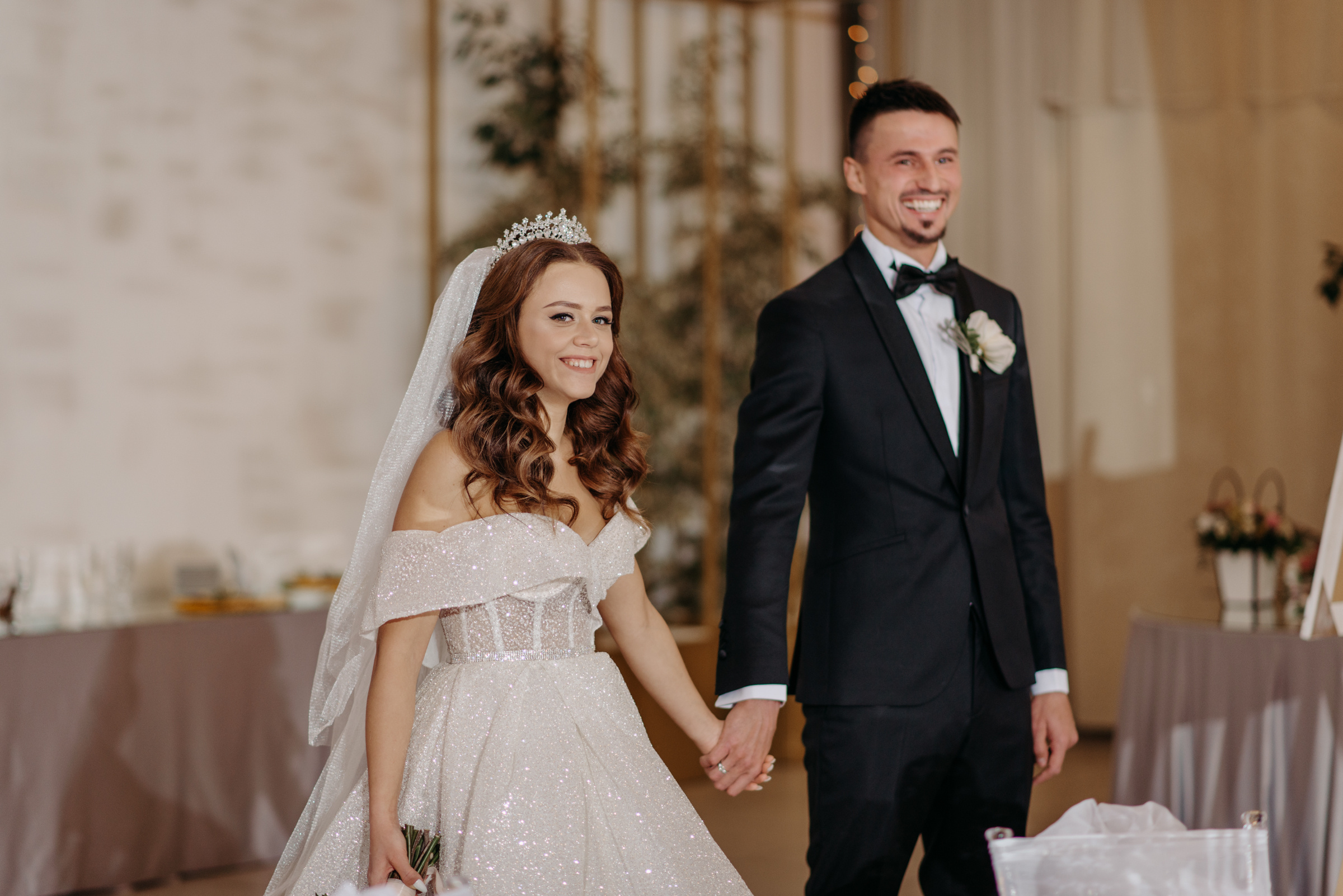 Алёна и Роман | Свадебный банкет в ресторане Небесный. Свадебный фотограф в Санкт-Петербурге Венера Ахметова