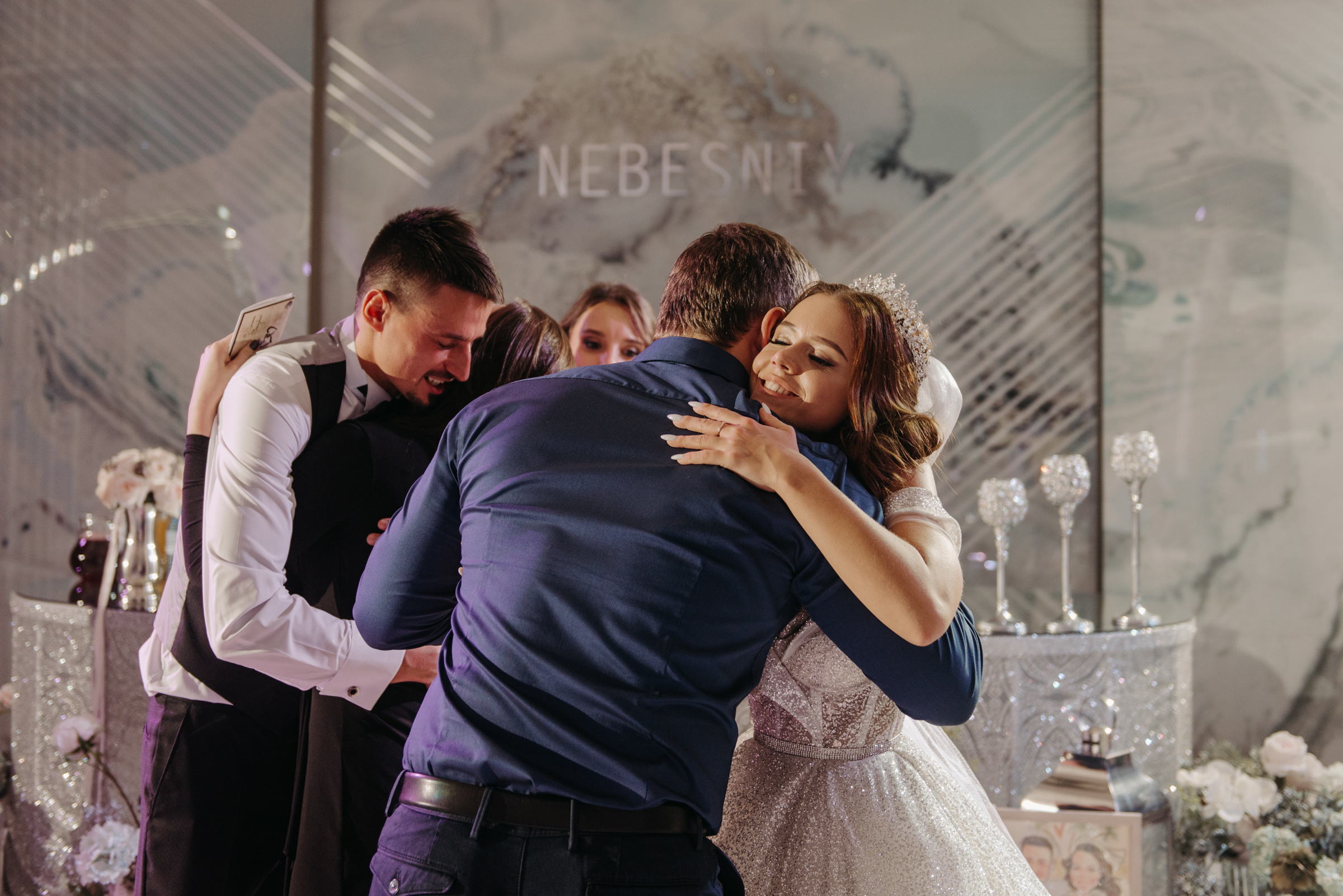 Алёна и Роман | Свадебный банкет в ресторане Небесный. Свадебный фотограф в Санкт-Петербурге Венера Ахметова