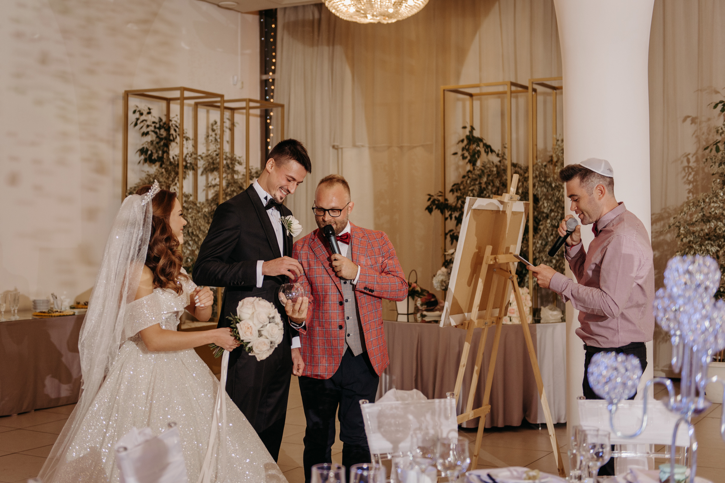 Алёна и Роман | Свадебный банкет в ресторане Небесный. Свадебный фотограф в Санкт-Петербурге Венера Ахметова