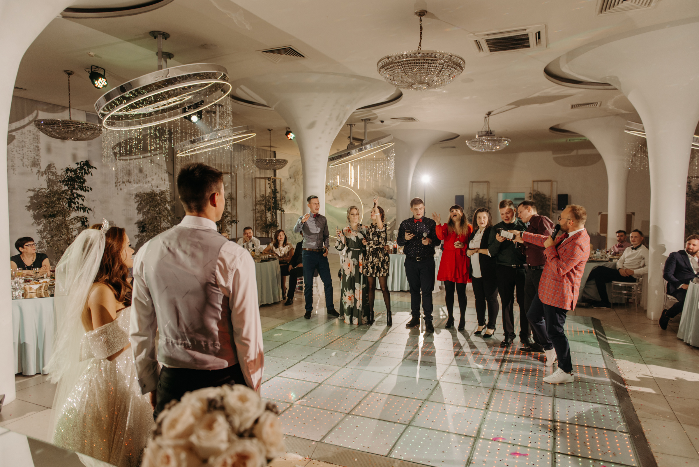 Алёна и Роман | Свадебный банкет в ресторане Небесный. Свадебный фотограф в Санкт-Петербурге Венера Ахметова