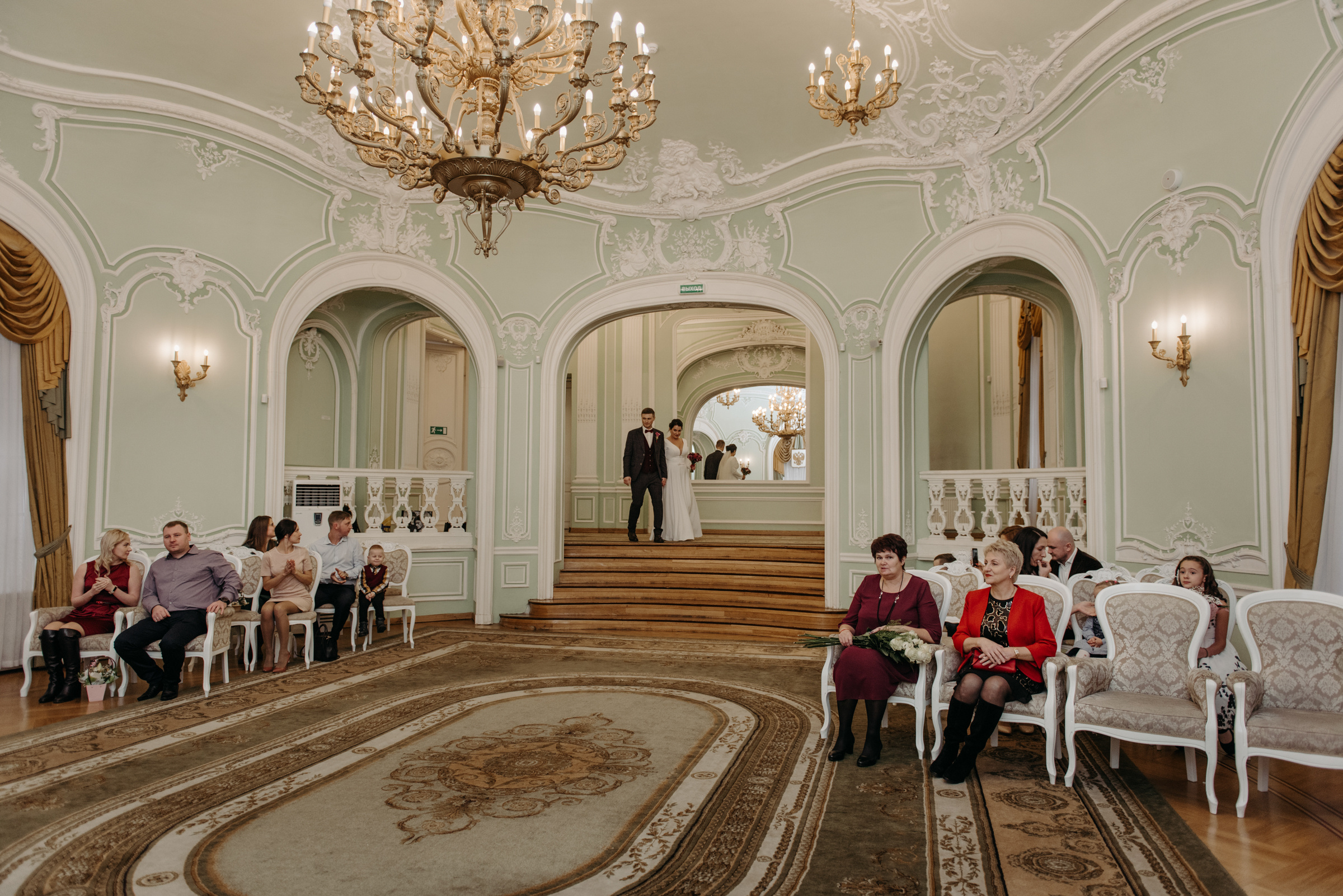 Осенняя свадьба Полины и Ивана. Свадебный фотограф в Санкт-Петербурге Венера Ахметова