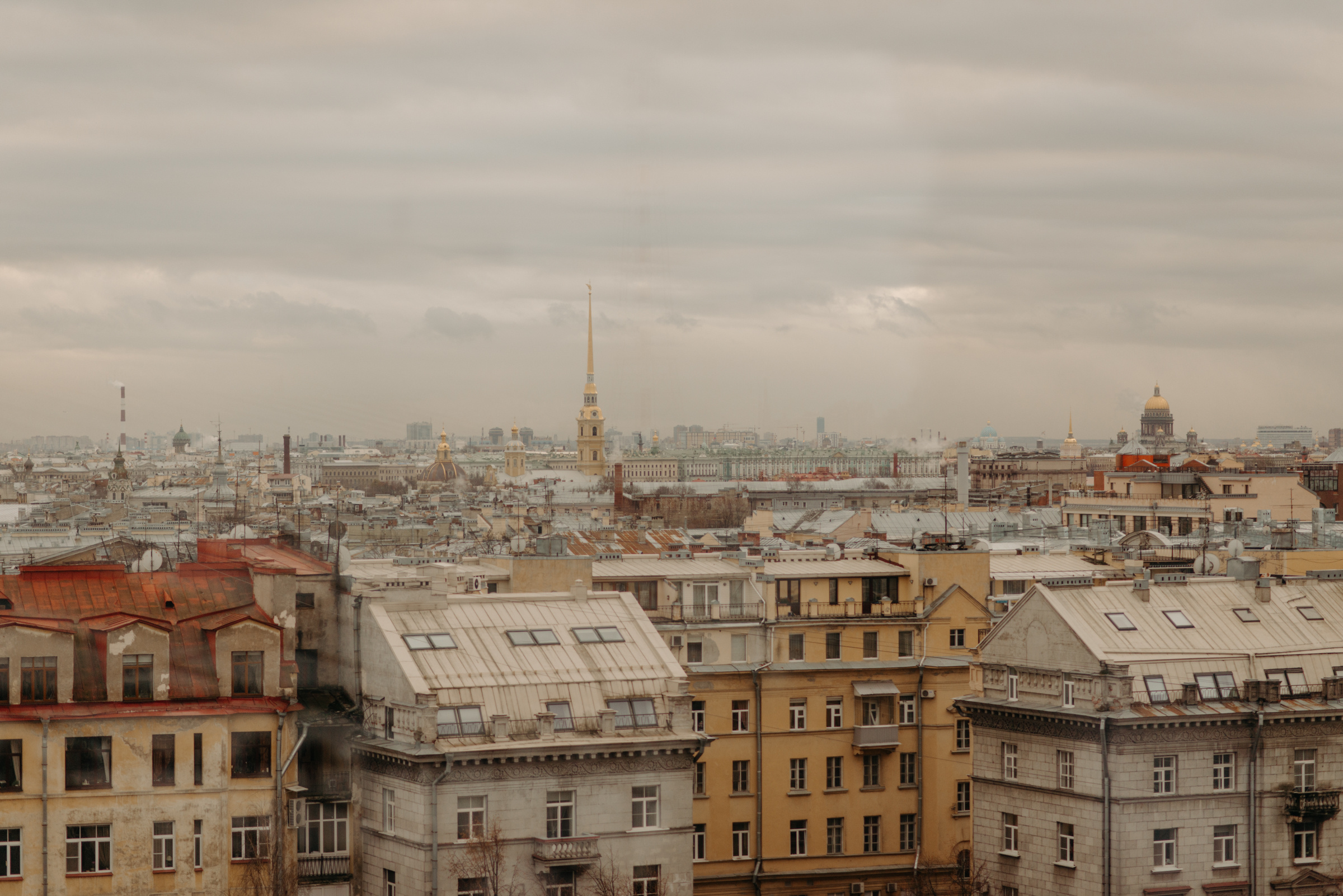 Осенняя свадьба Полины и Ивана. Свадебный фотограф в Санкт-Петербурге Венера Ахметова
