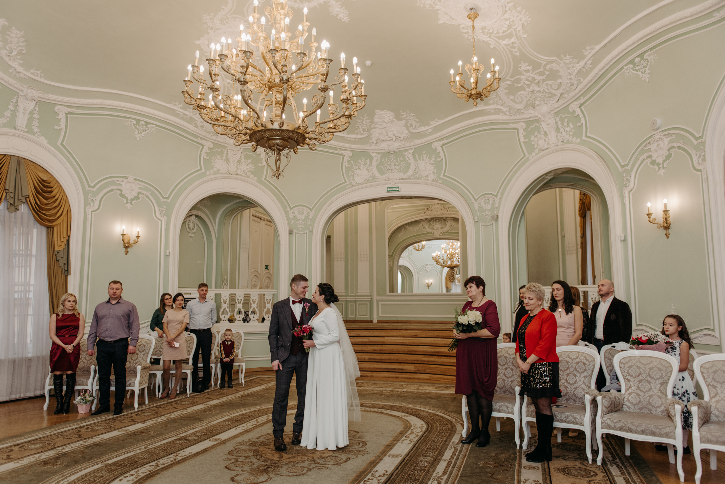 Осенняя свадьба Полины и Ивана. Свадебный фотограф в Санкт-Петербурге Венера Ахметова