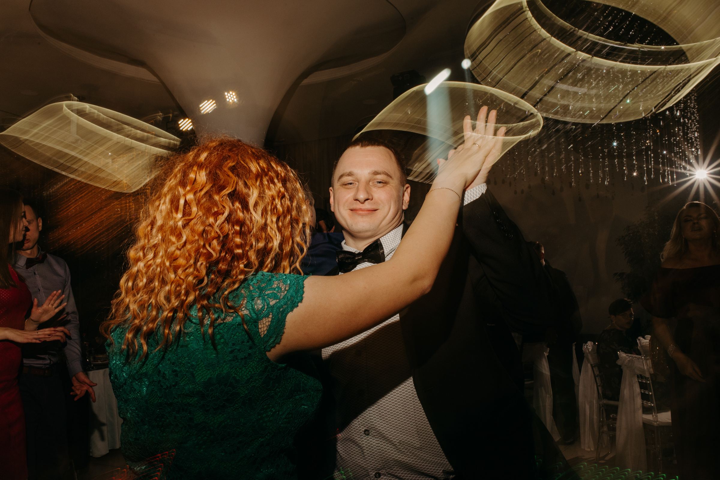 Алёна и Роман | Свадебный банкет в ресторане Небесный. Свадебный фотограф в Санкт-Петербурге Венера Ахметова