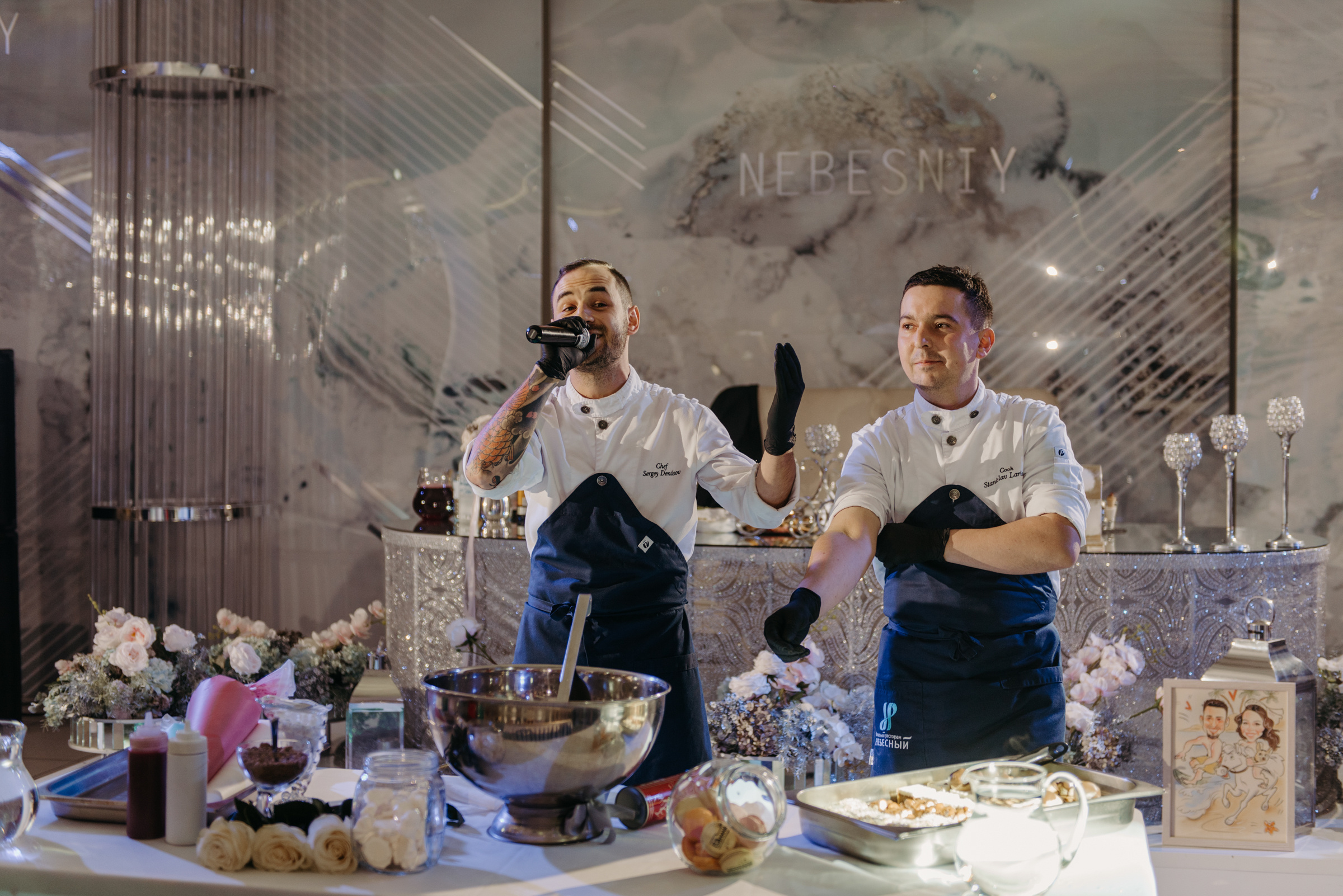 Алёна и Роман | Свадебный банкет в ресторане Небесный. Свадебный фотограф в Санкт-Петербурге Венера Ахметова