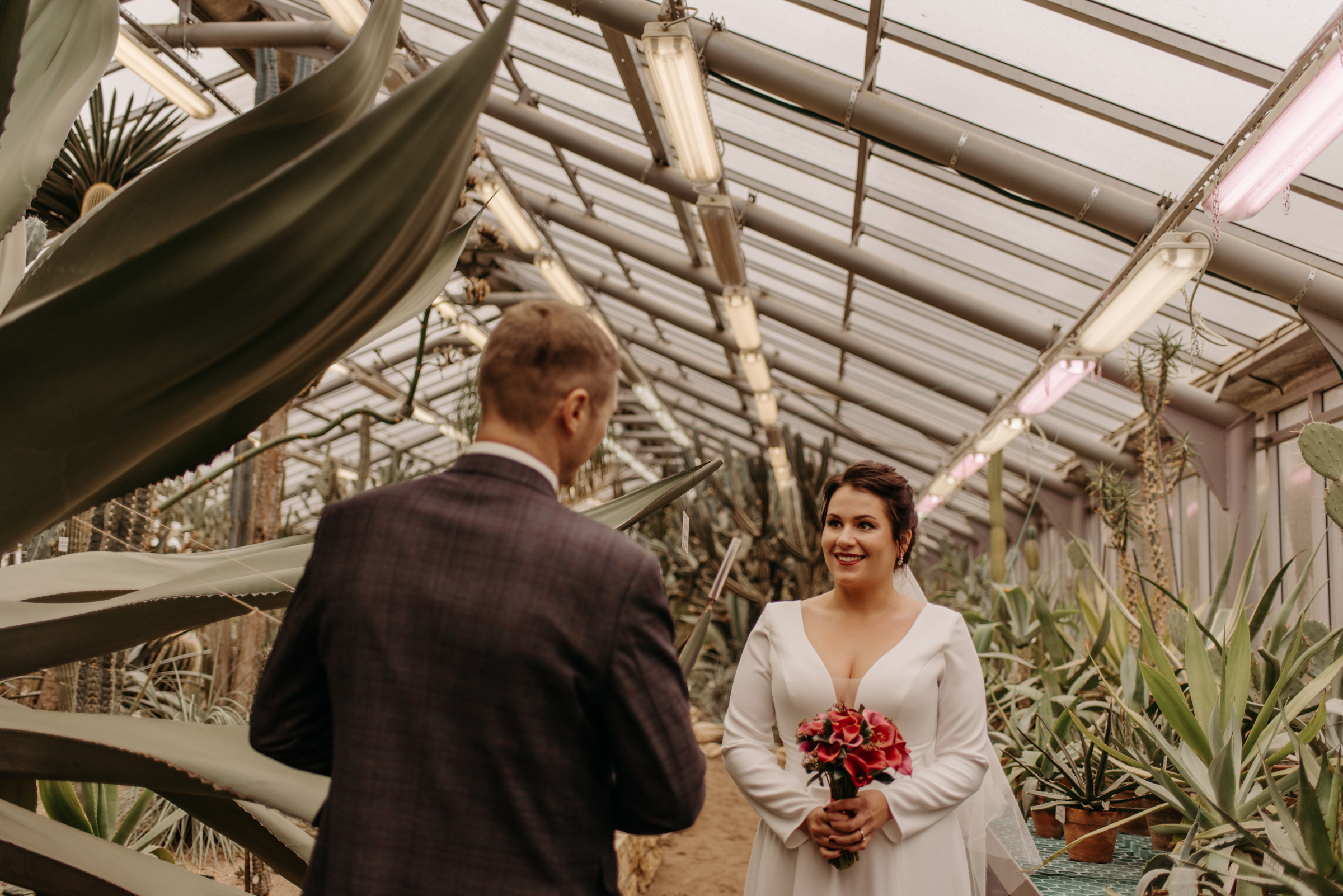 Осенняя свадьба Полины и Ивана. Свадебный фотограф в Санкт-Петербурге Венера Ахметова