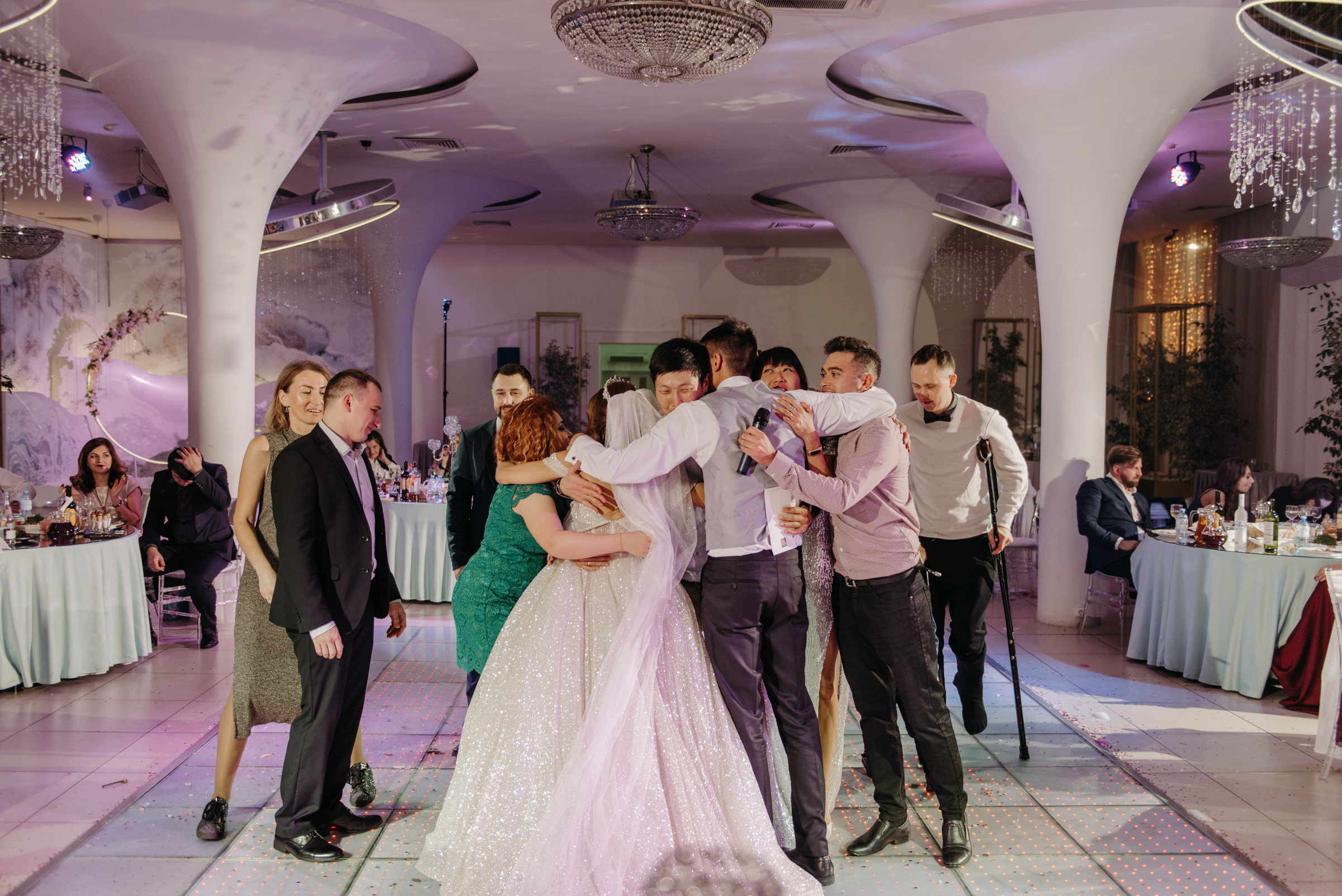 Алёна и Роман | Свадебный банкет в ресторане Небесный. Свадебный фотограф в Санкт-Петербурге Венера Ахметова