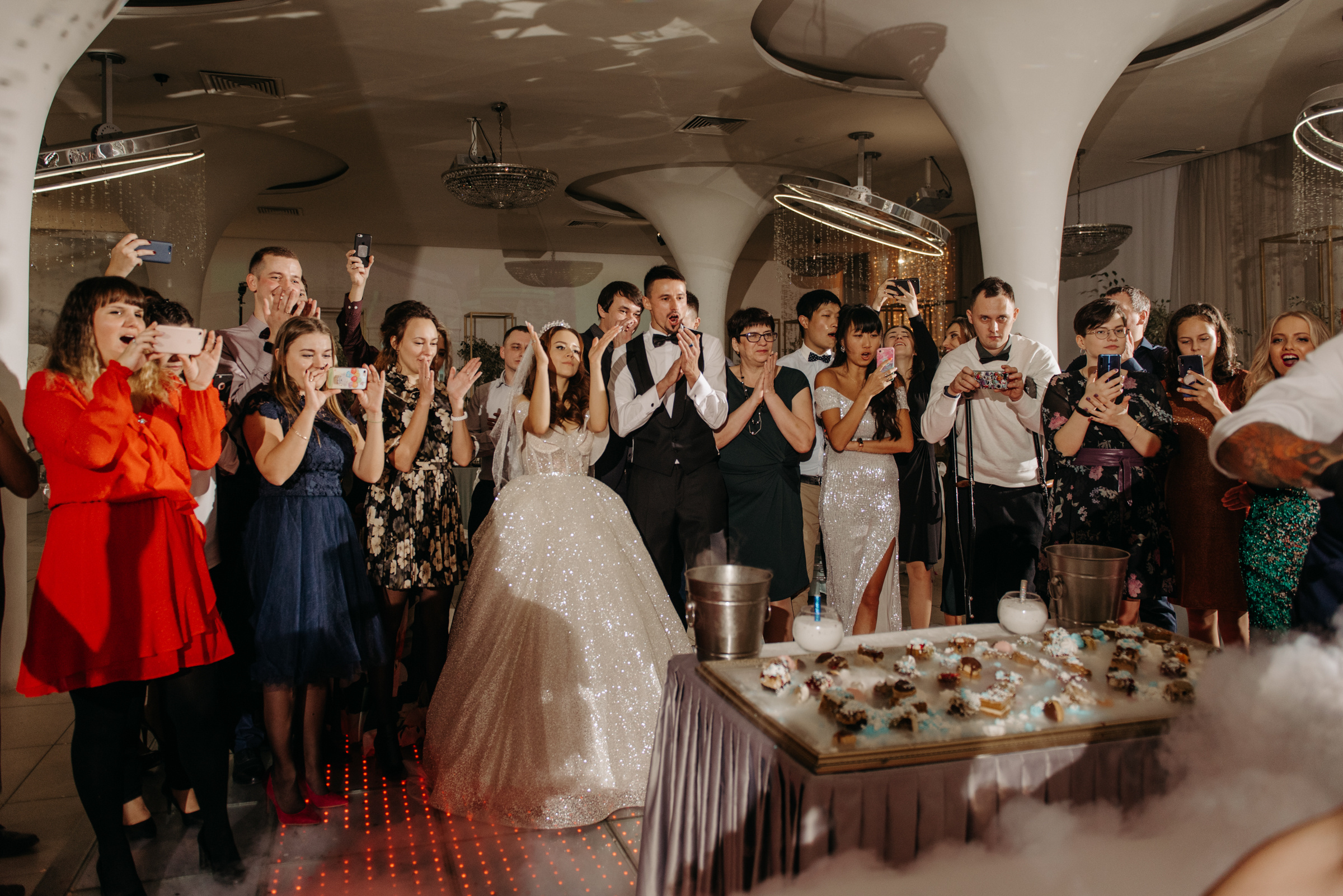 Алёна и Роман | Свадебный банкет в ресторане Небесный. Свадебный фотограф в Санкт-Петербурге Венера Ахметова