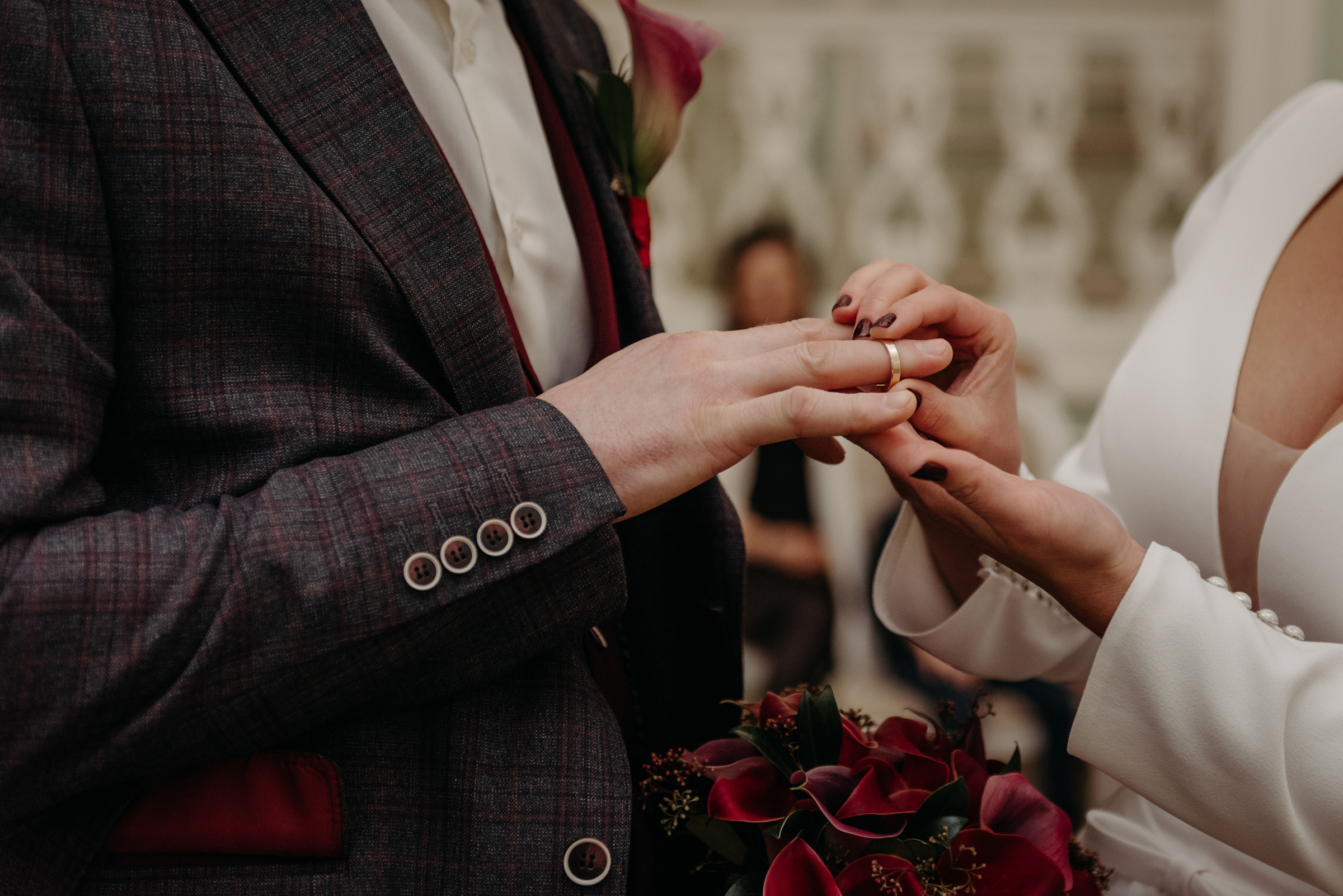 Осенняя свадьба Полины и Ивана. Свадебный фотограф в Санкт-Петербурге Венера Ахметова