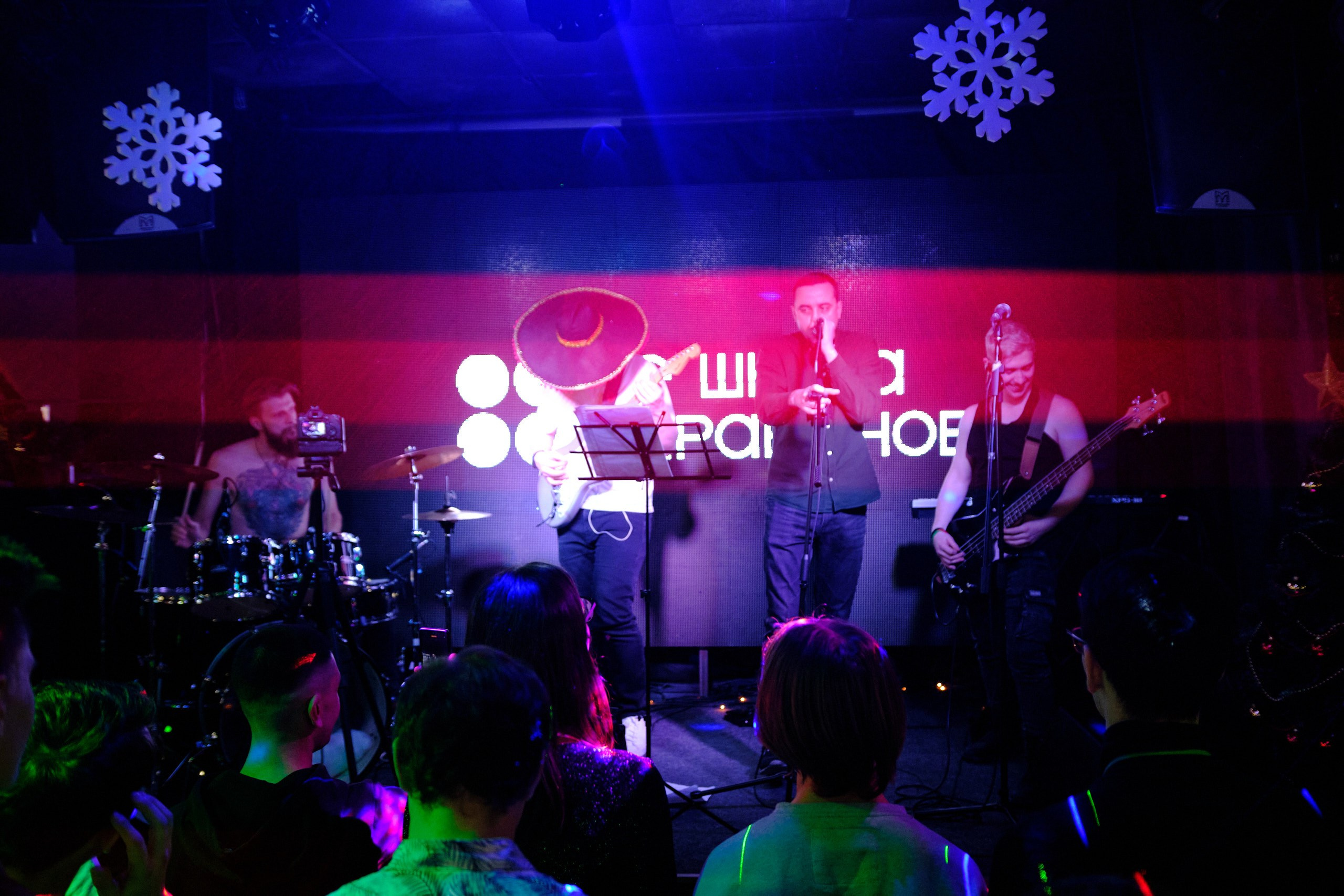 CocoBongo. Антон Ив