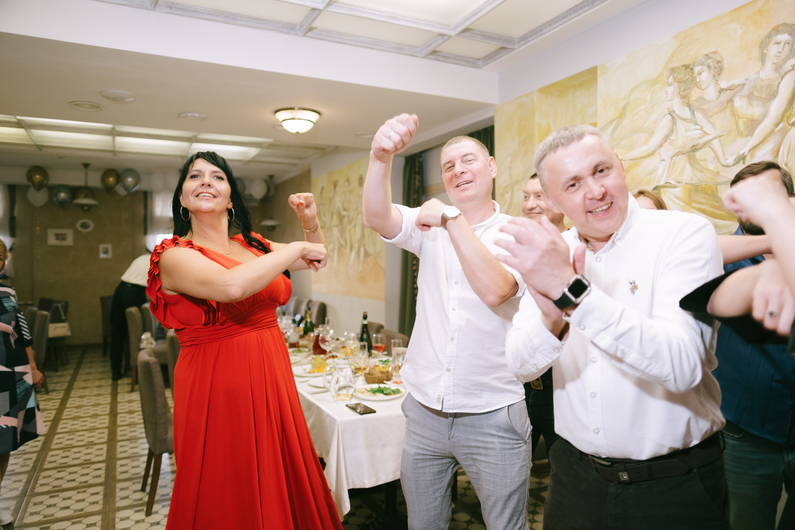 Выпускной школа 33. Свадебный и репортажной фотограф Денис Ожигин в Краснодаре и Краснодарском крае