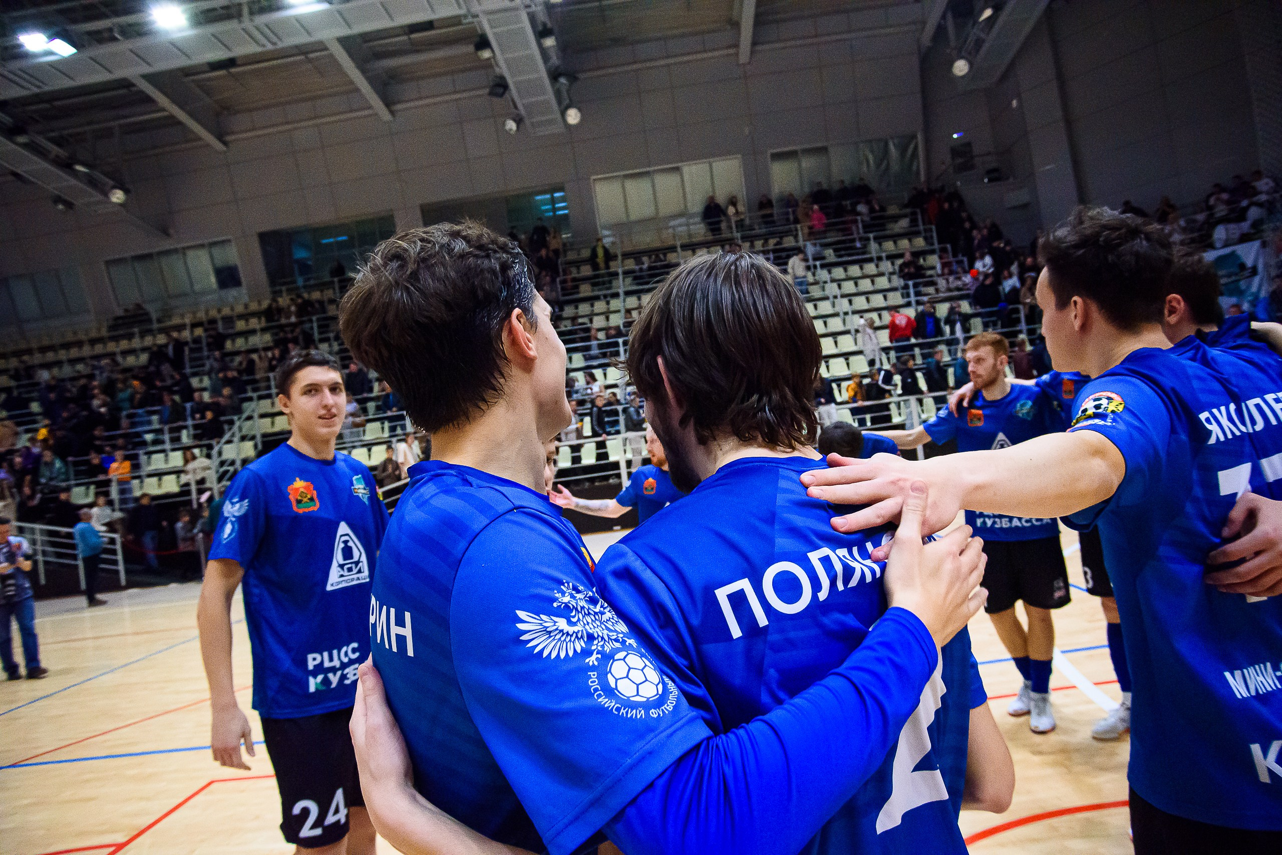 Высшая лига по футзалу — Сезон 2024-2025 — 2ой тур. Репортажный фотограф в Кемерово