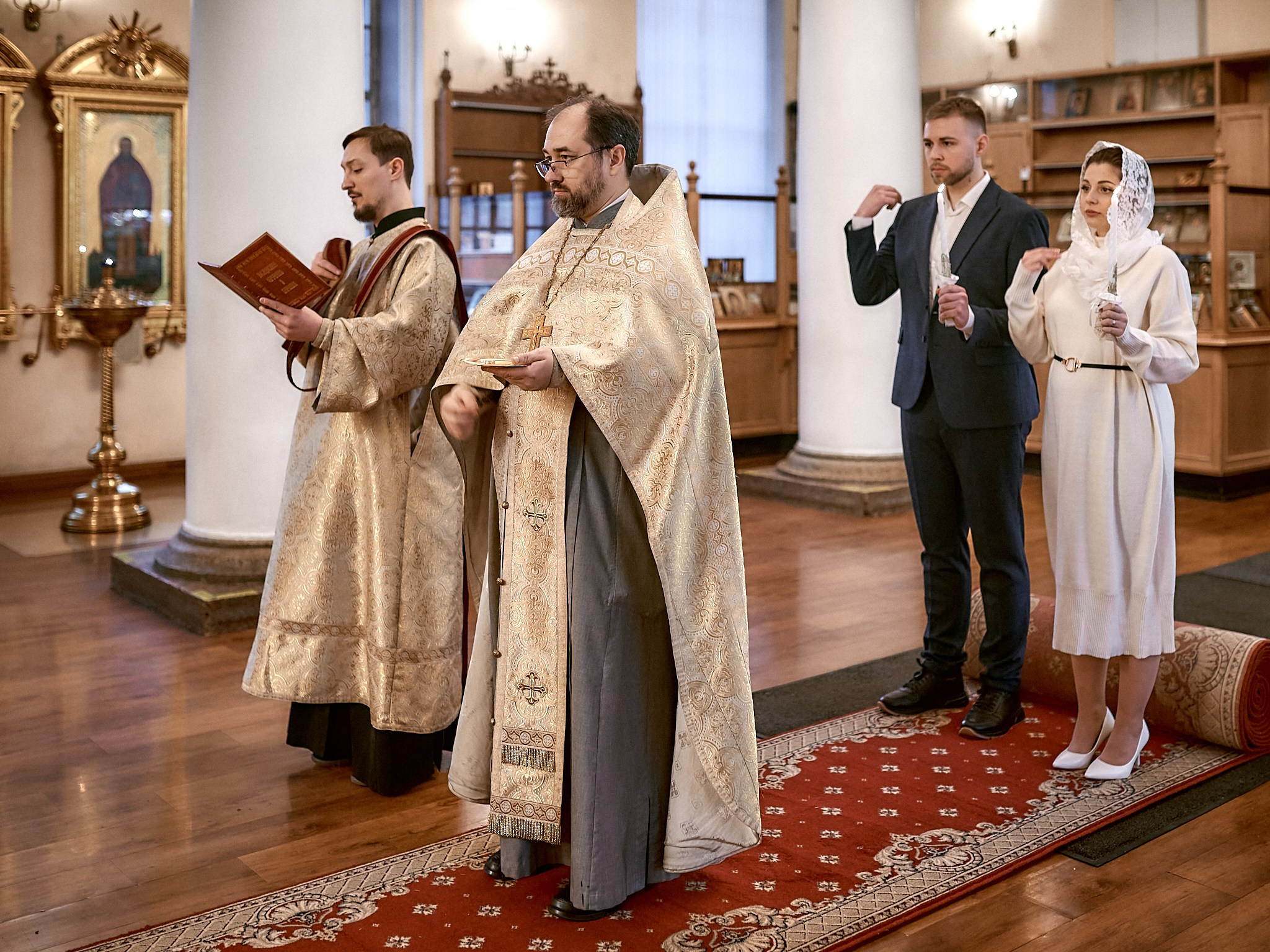 Венчание Артёма и Екатерины | Владимирский собор. Свадебный фотограф в Санкт-Петербурге Славин Денис