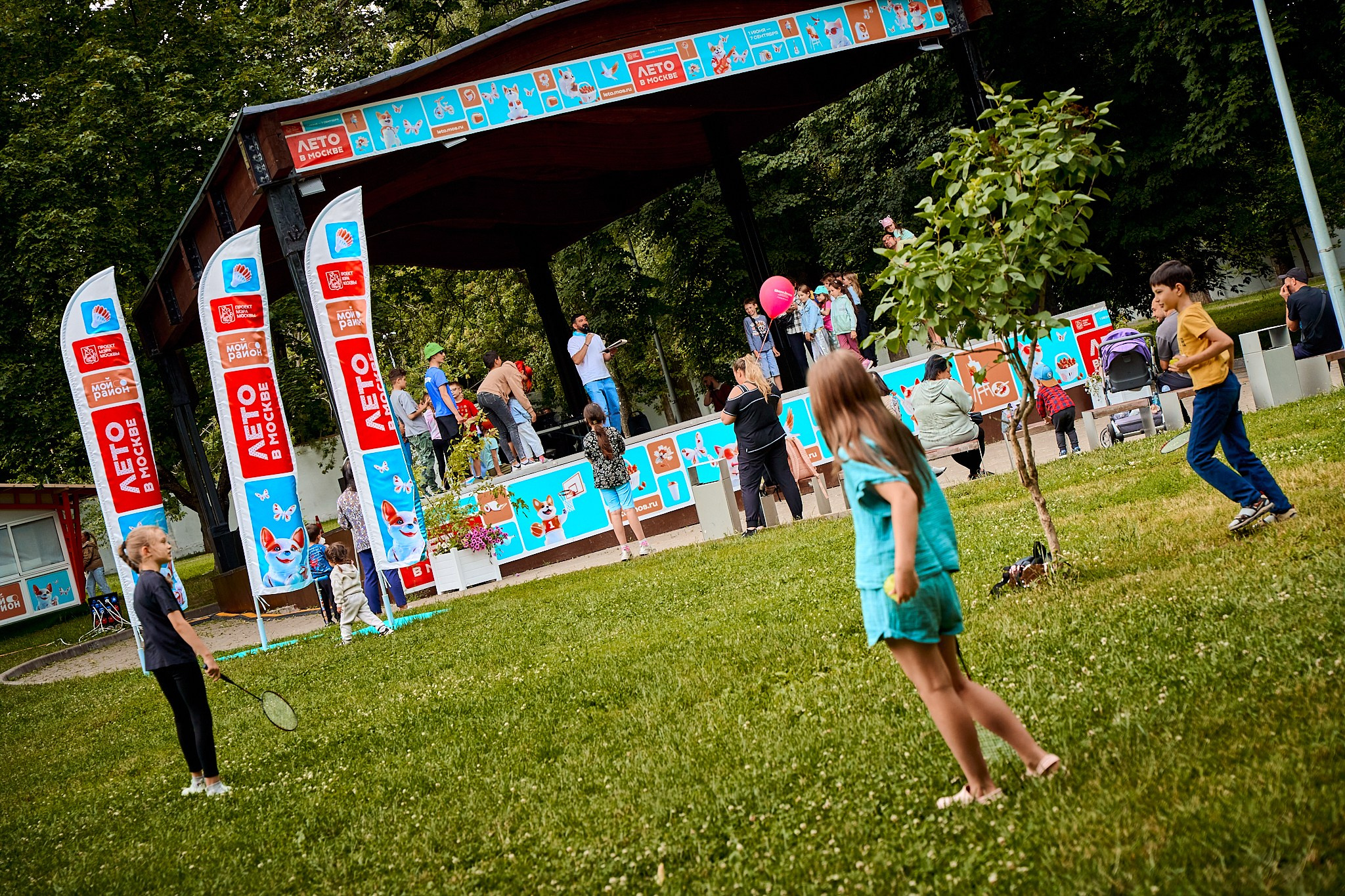 Лето в Москве: день России. Фотограф в Москве Анастасия Баева