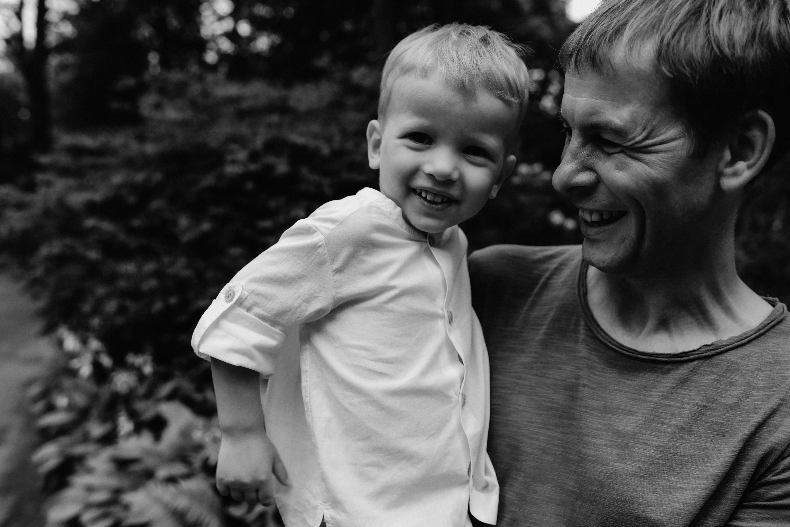 Семейная фотопрогулка парке. Елена Павел и Лев. Семейный и свадебный фотограф в Санкт-Петербурге Яна