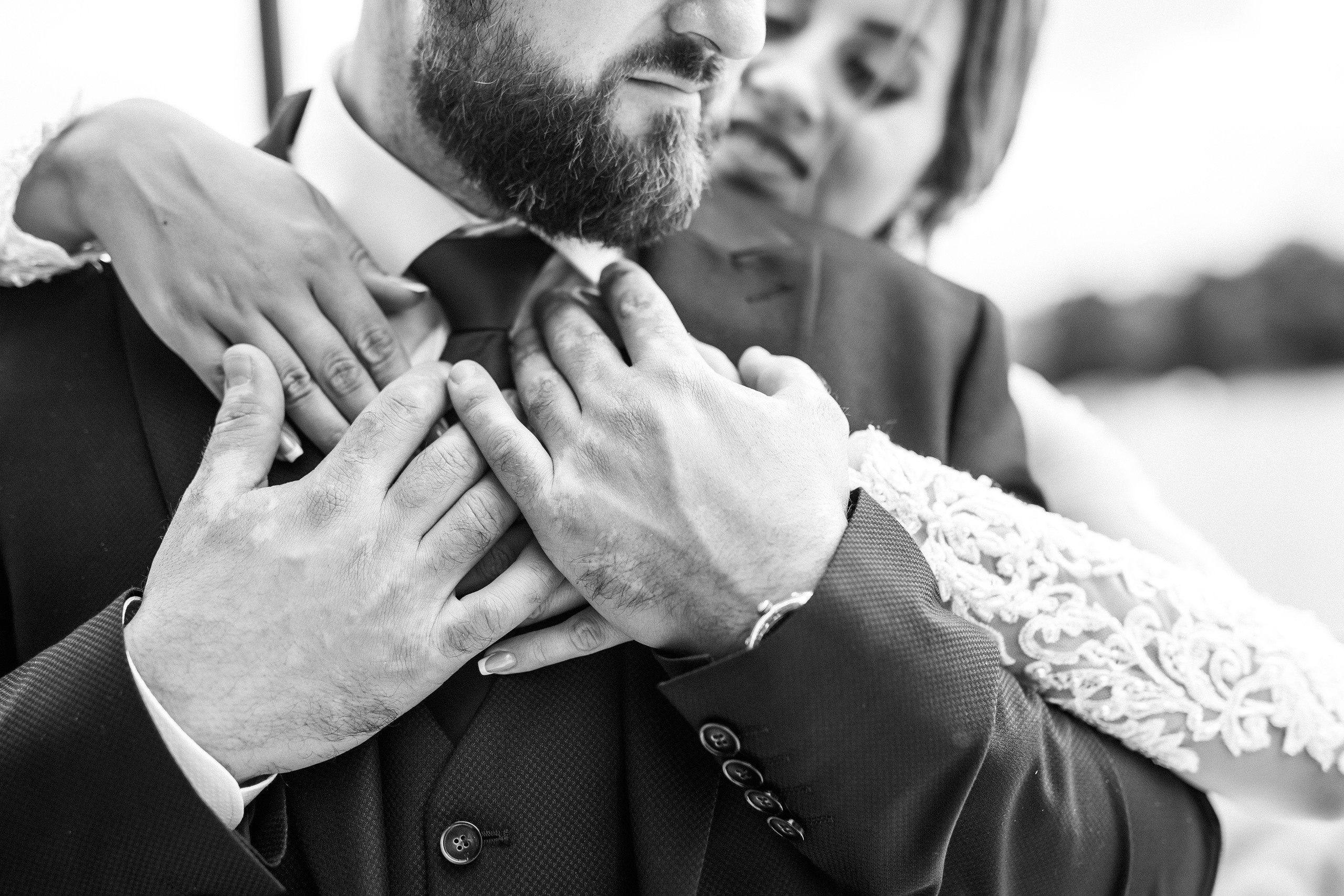 брутальный жених с невестой