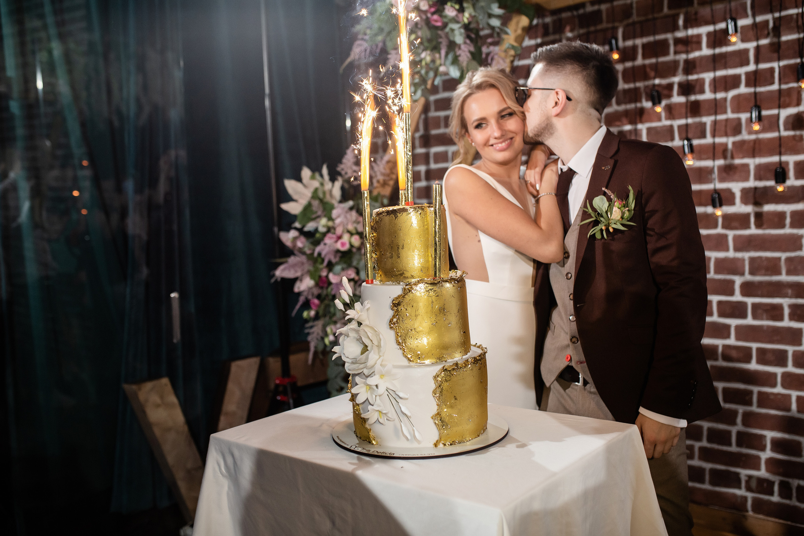 свадебный торт с фонтаном