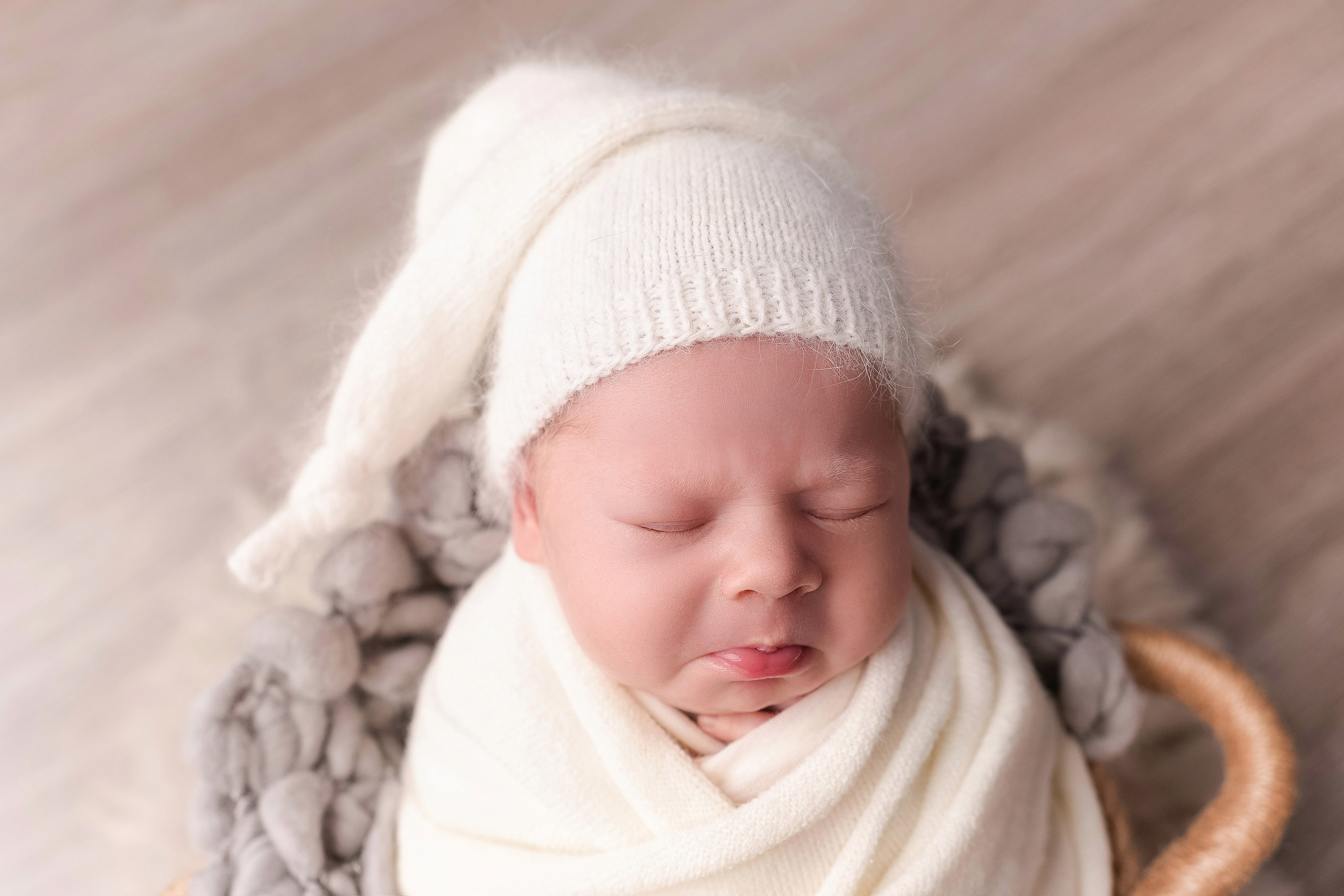 Newborn. Фотограф новорожденных и детский фотограф в Екатеринбурге Ксени