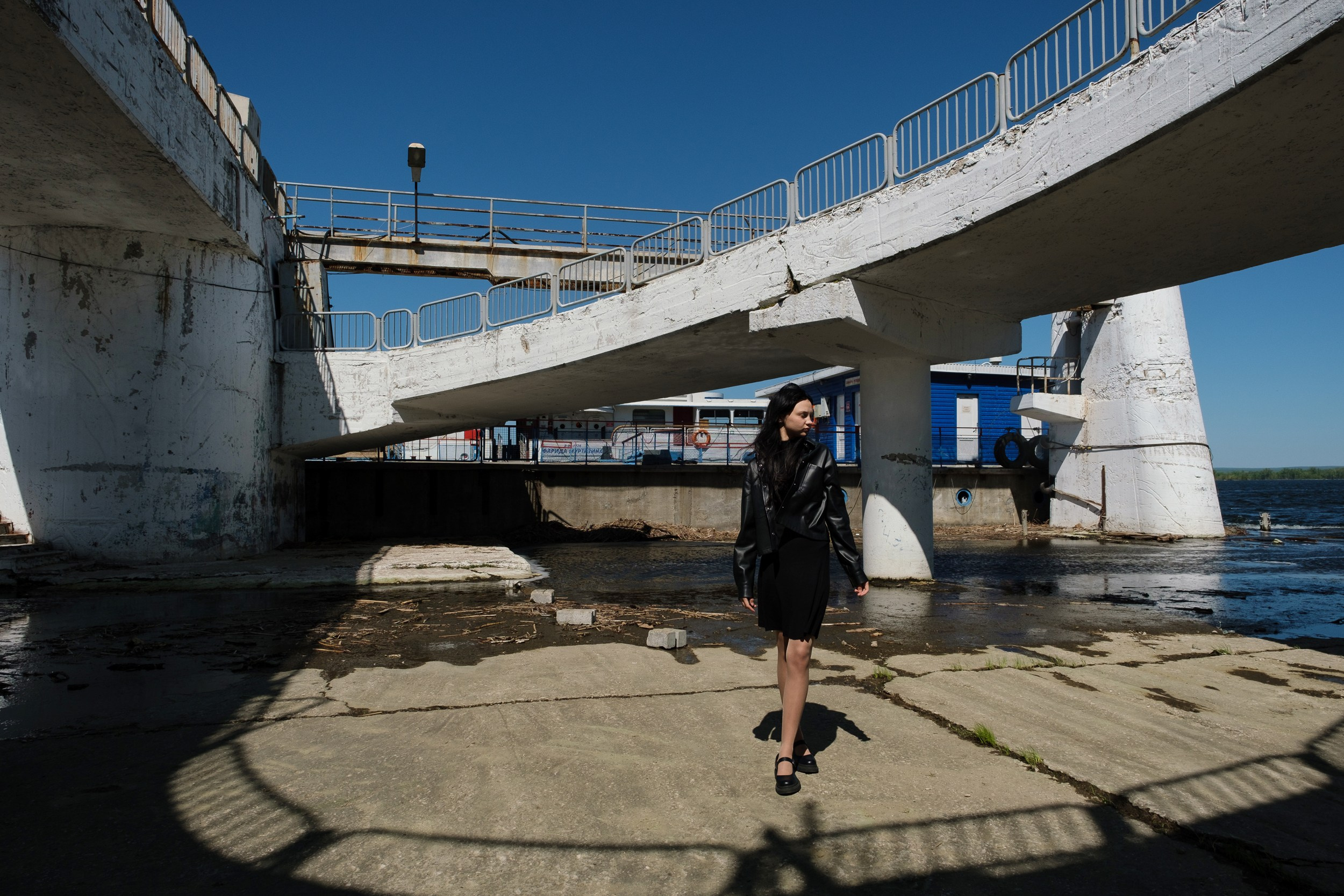 Настя (съемка в подъезде и на улице). Екатерина Мишина творческий фотограф в Самаре