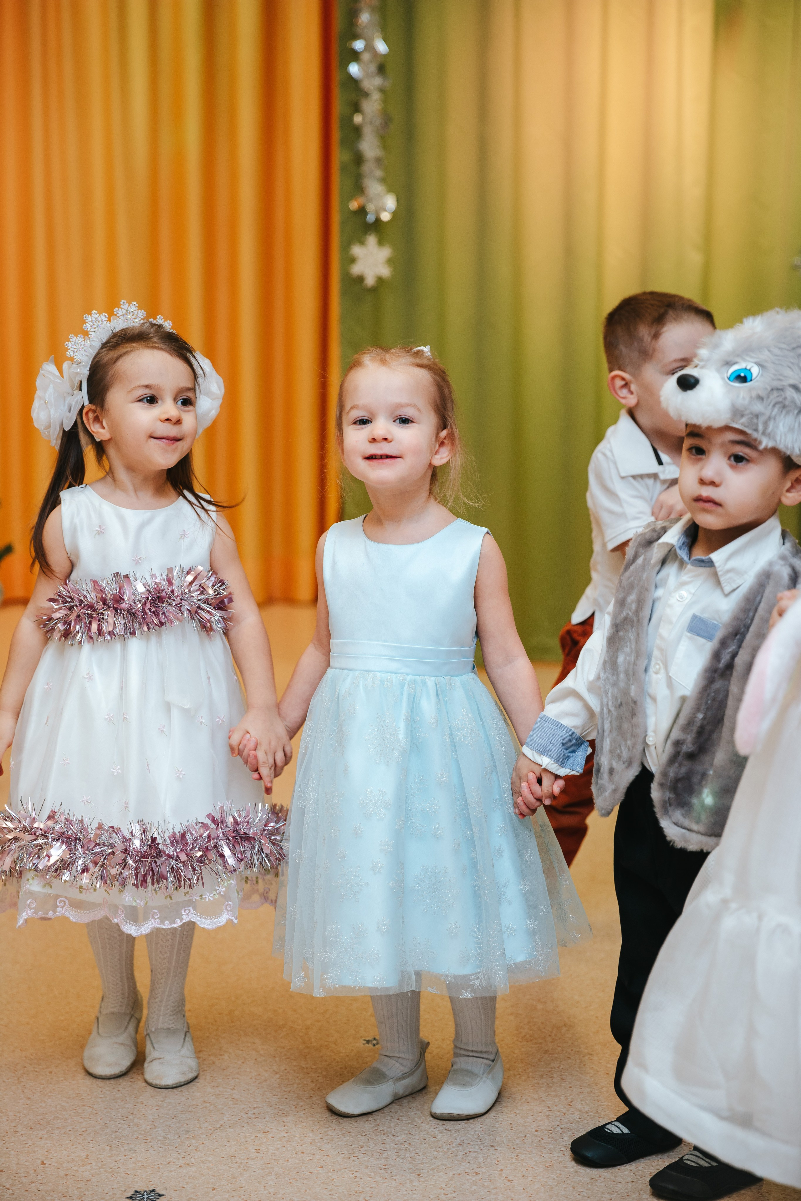 Новогодний утренник в младшей группе. Семейный lifestyle фотограф в Санкт-Петербурге Людмила Пахомова