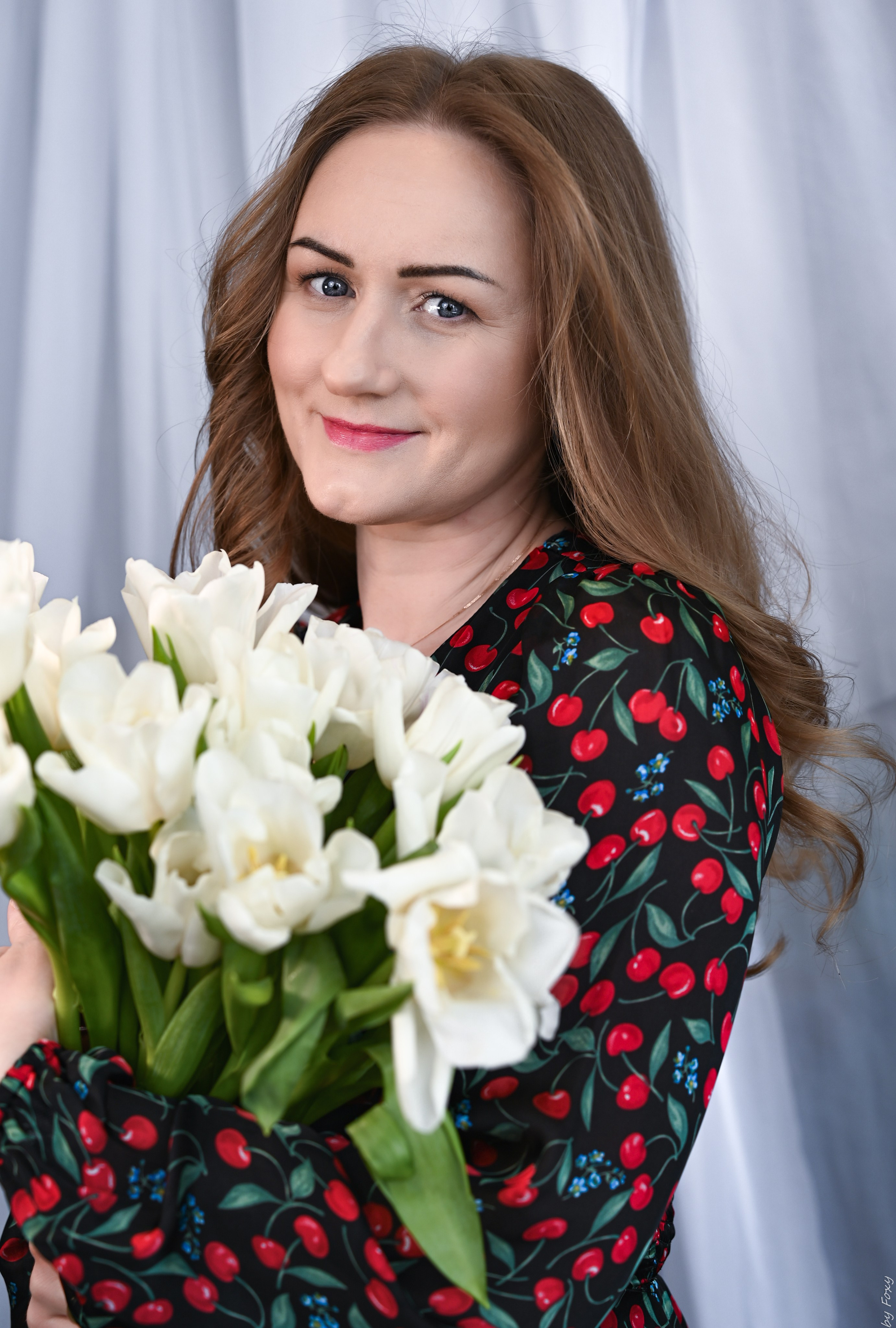 Портретная съёмка Челябинского завода «Минплита» в честь 8 марта. Фотограф мероприятий и студийные съёмки в Челябинске Евгения Foxy