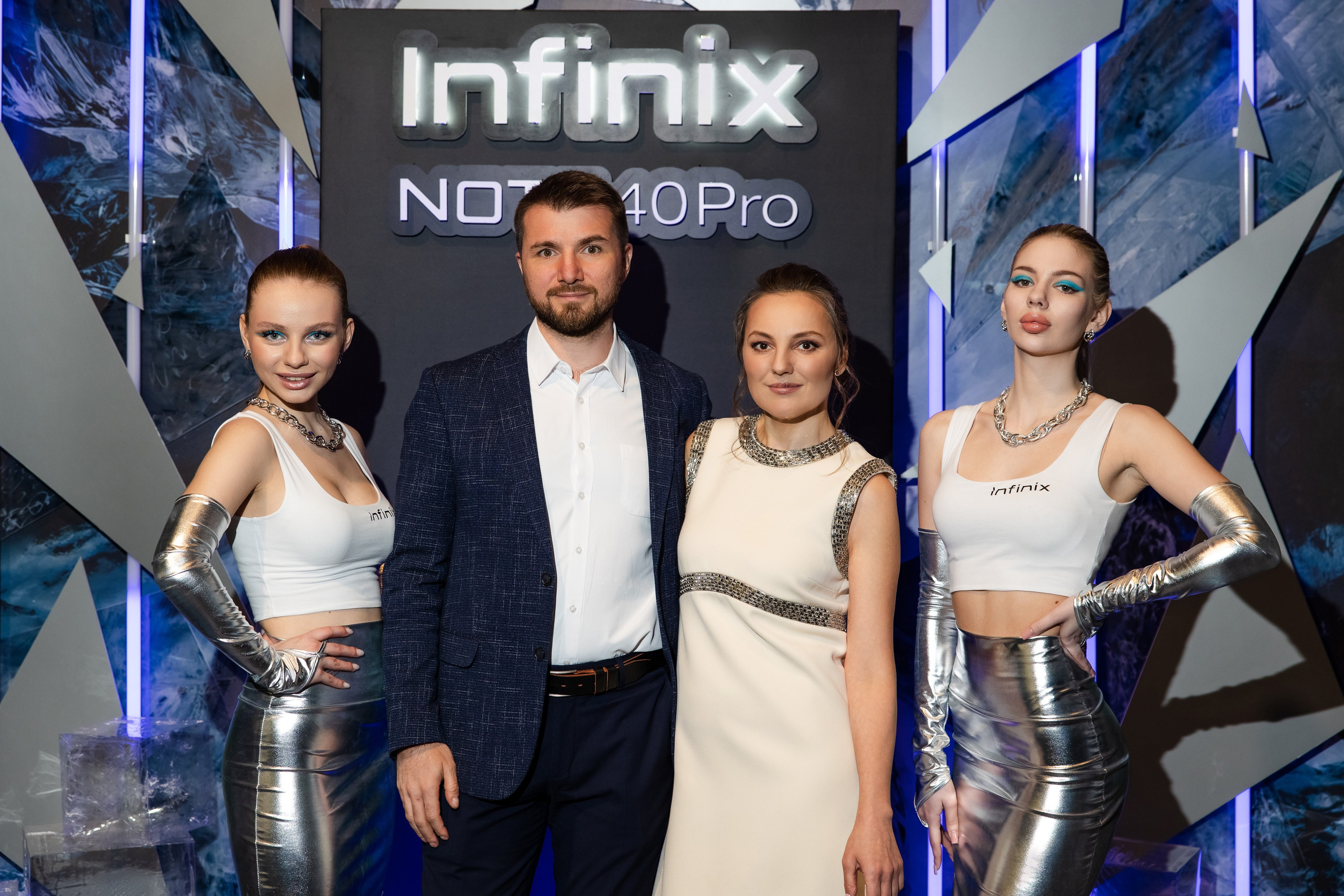 Презентация Infinix. Свадебный репортажный фотограф в Москве