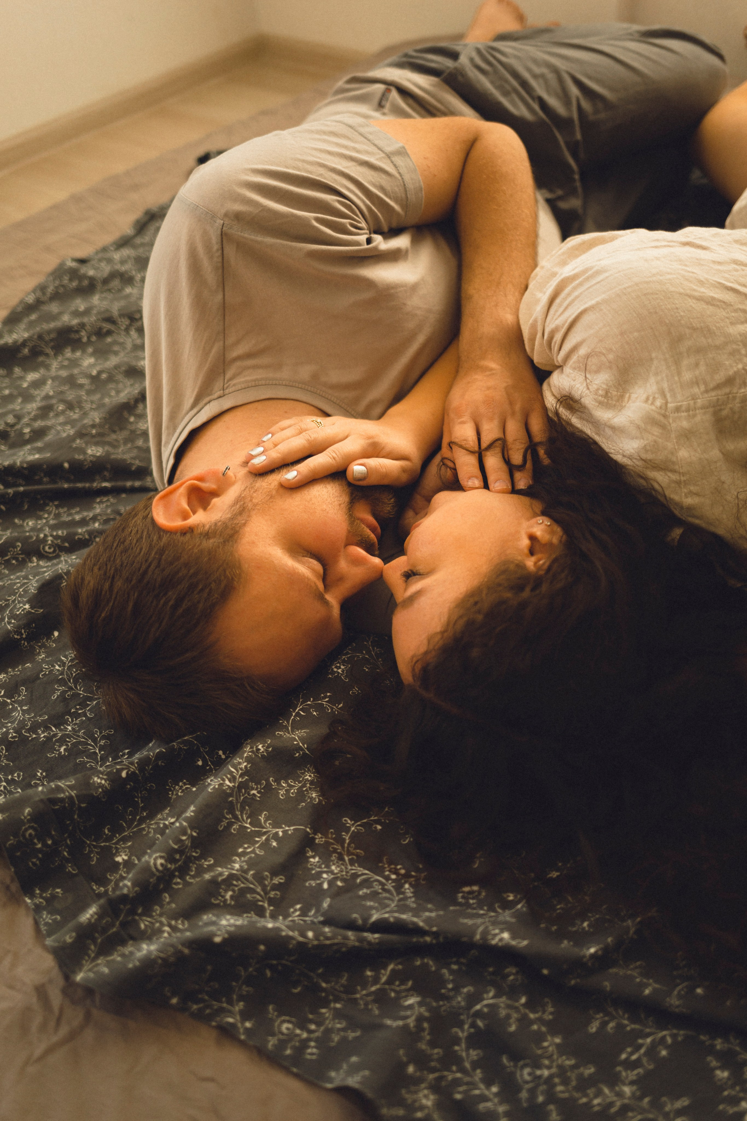 Love-story в Екатеринбурге: Юля и Дима. Фотограф Марина Рерих. Марина Рерих — портретный фотограф в Екатеринбурге