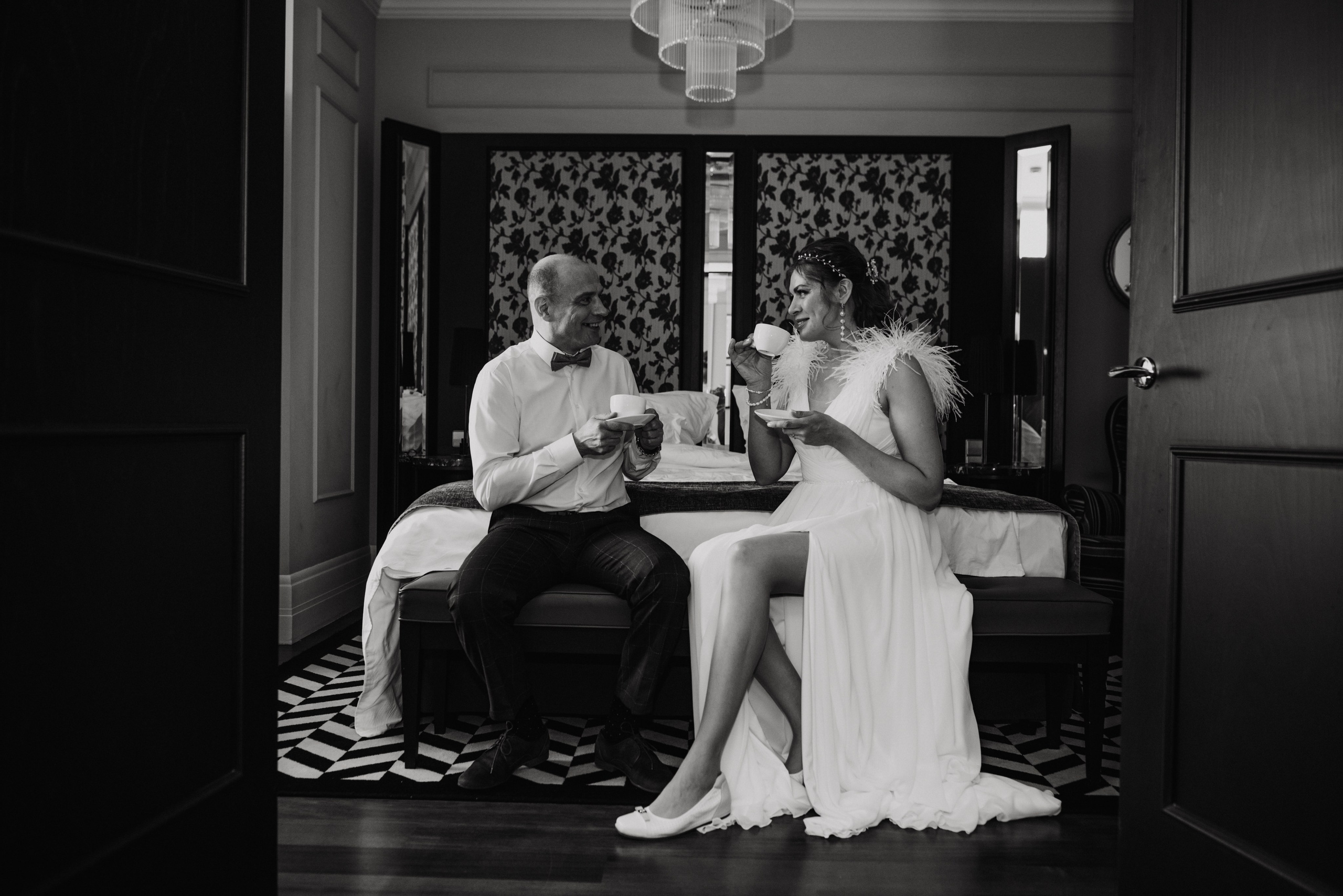 Свадебный день в Петербурге. Анастасия Петрович фотограф, фотокорреспондент в Москве и Санкт-Петербурге. Фотосъёмка репортажа, мероприятия, корпоративная съёмка, контент