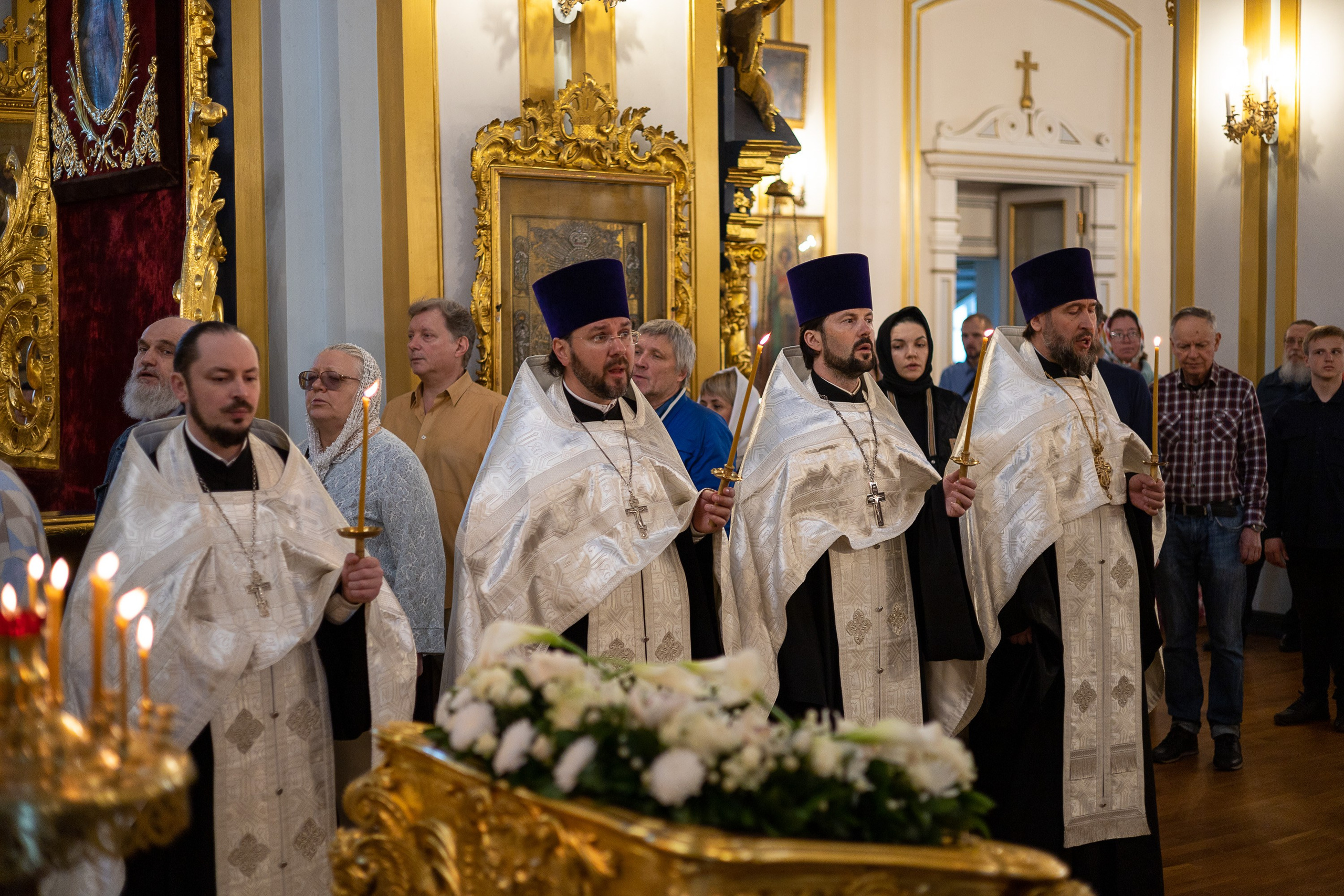 ВСЕНОЩНОЕ БДЕНИЕ В КАНУН ПРАЗДНИКА ВОЗНЕСЕНИЯ ГОСПОДНЯ. НИКОЛО-БОГОЯВЛЕНСКИЙ МОРСКОЙ СОБОР