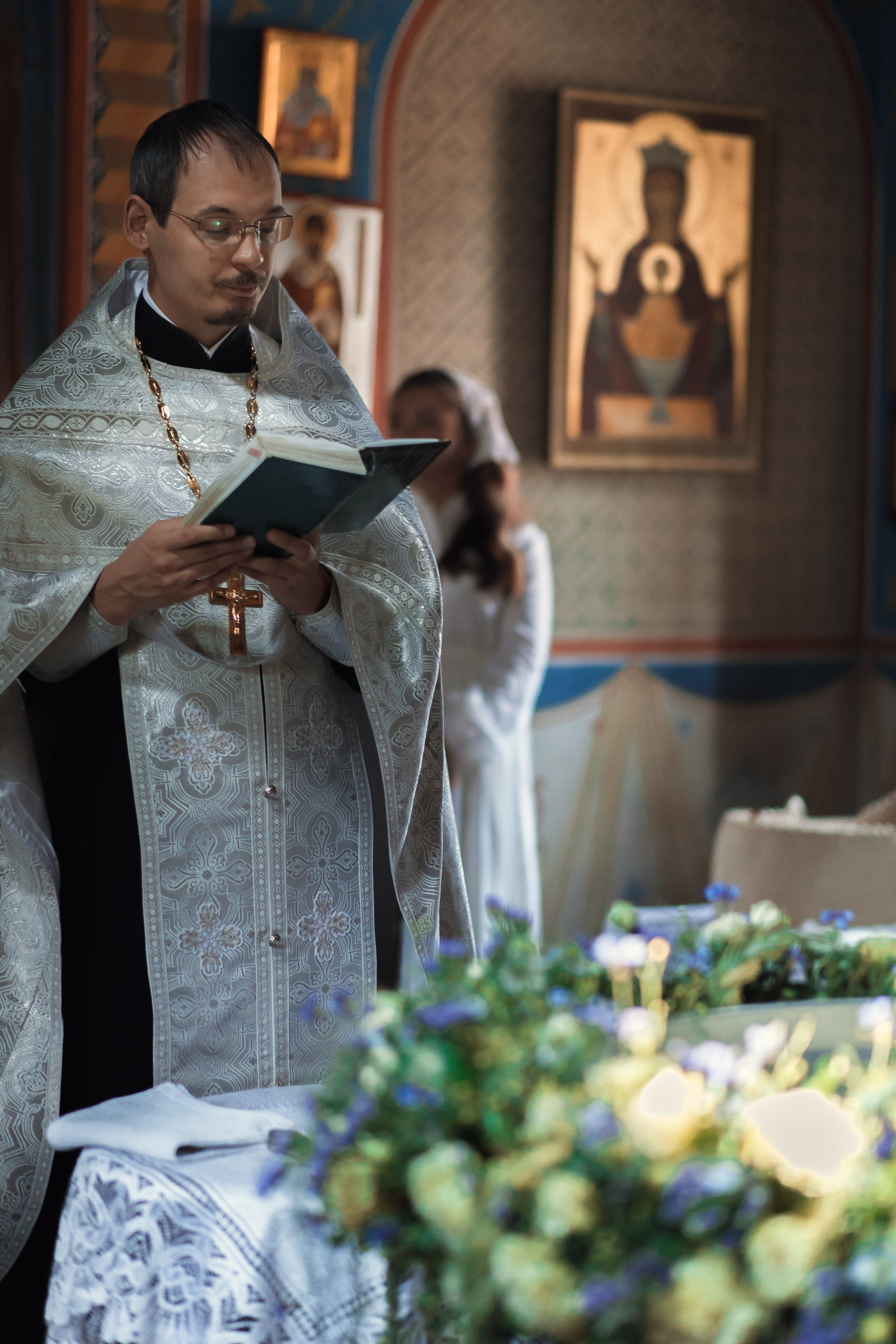 Крещение в Знаменской Церкви г. Переславль Залесский. Профессиональный фотограф в Москве и Мо Мария Шантарёва