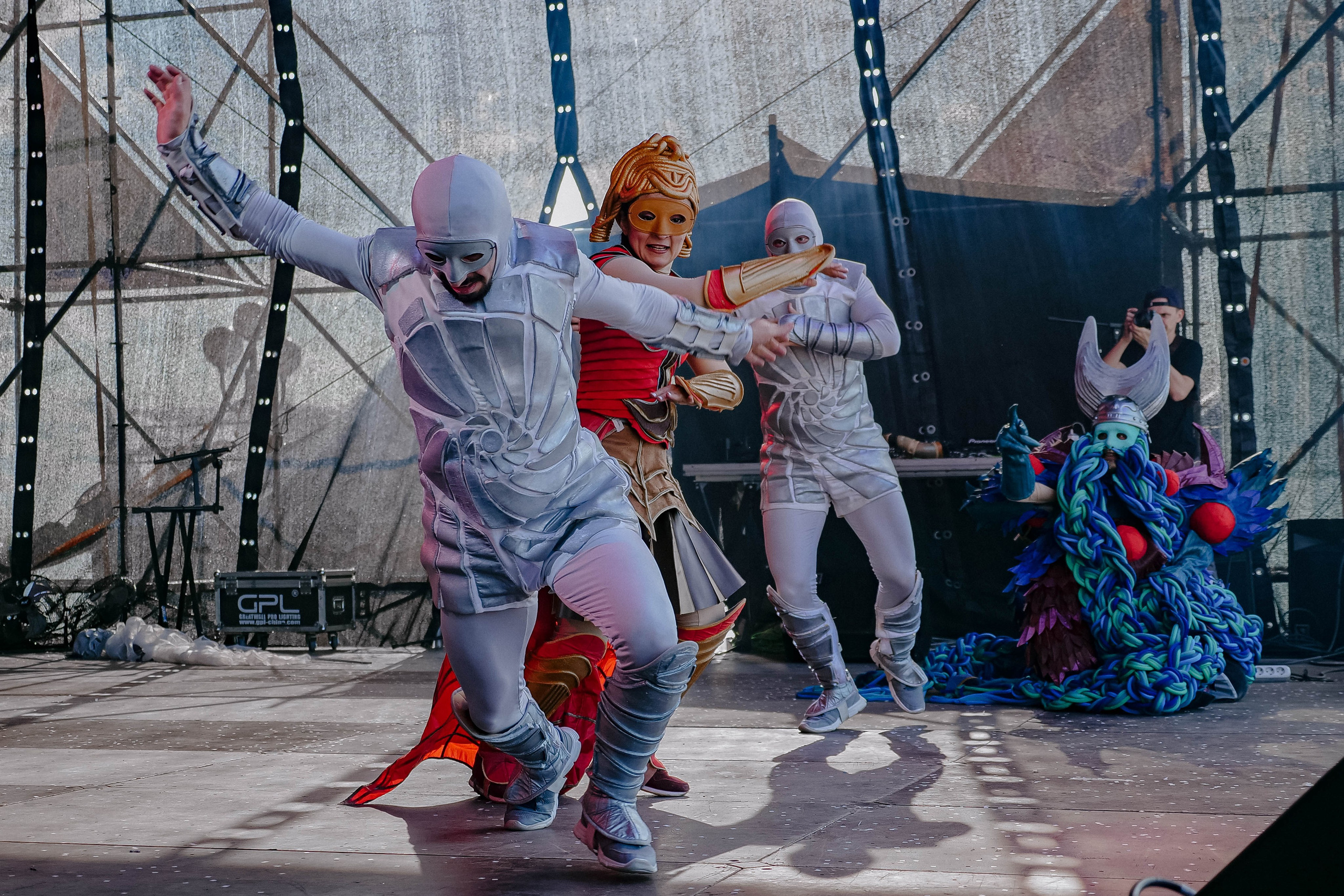 Театр «Трикстер» в Нижневартовске. Фотограф / видеограф в Москве и Сочи Sofia Riversong