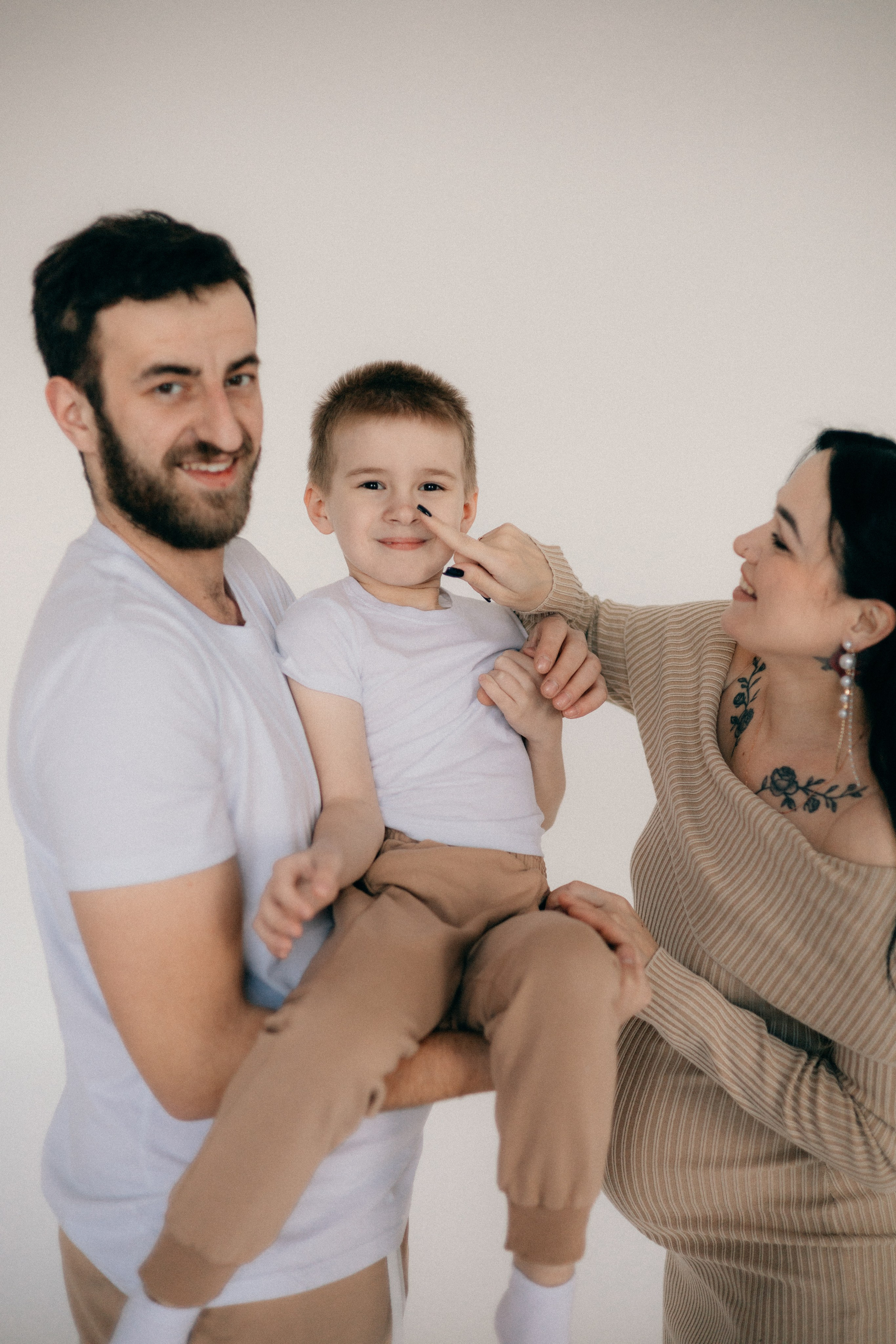 Евгения, Александр и Тимофей. Фотограф София Комкина