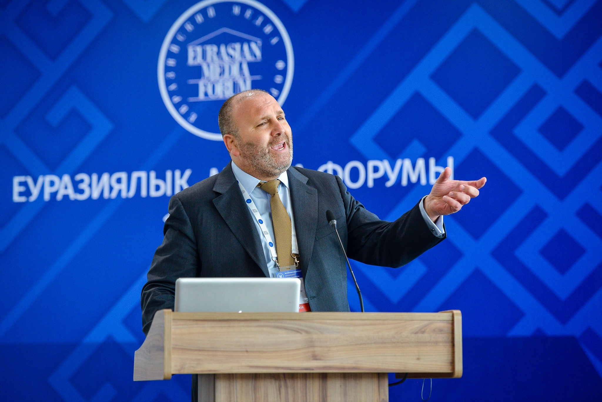 Деловой репортаж. Профессиональный фотограф в Алматы Влад Семёнов