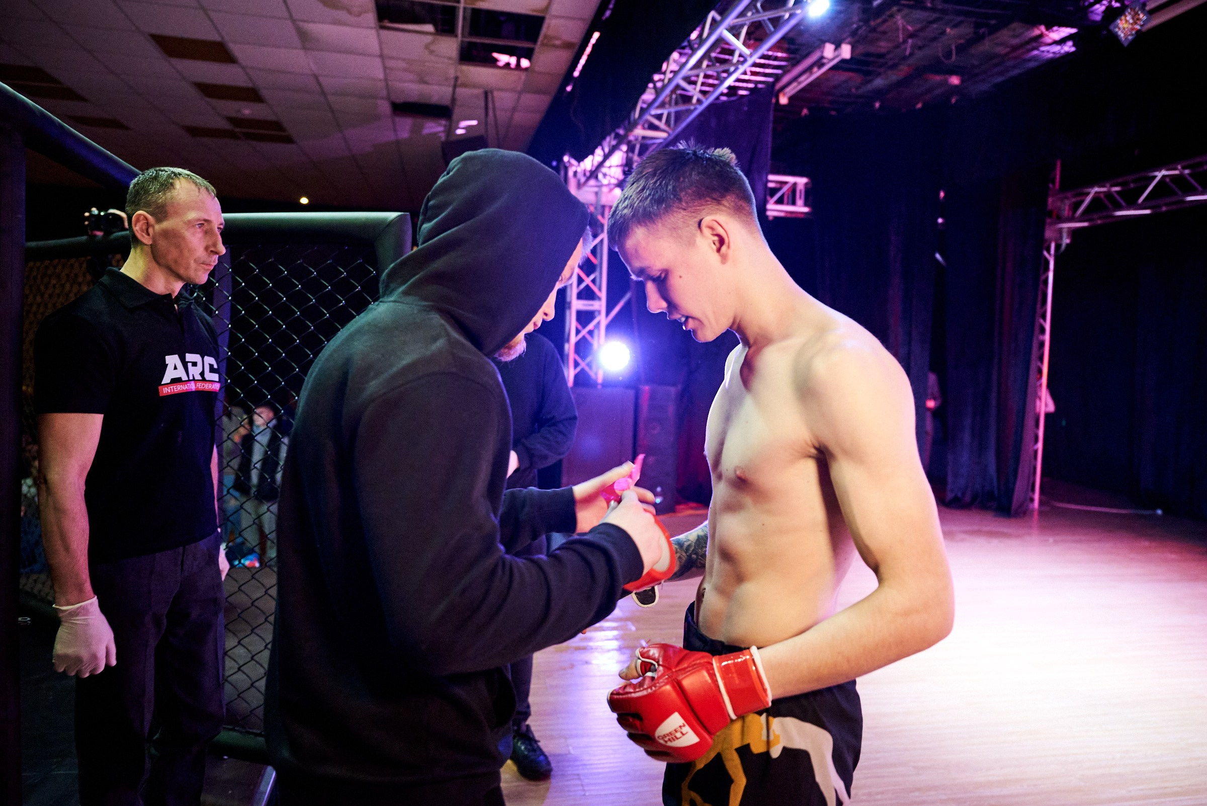 Бои. Маляревич Дмитрий свадебный фотограф