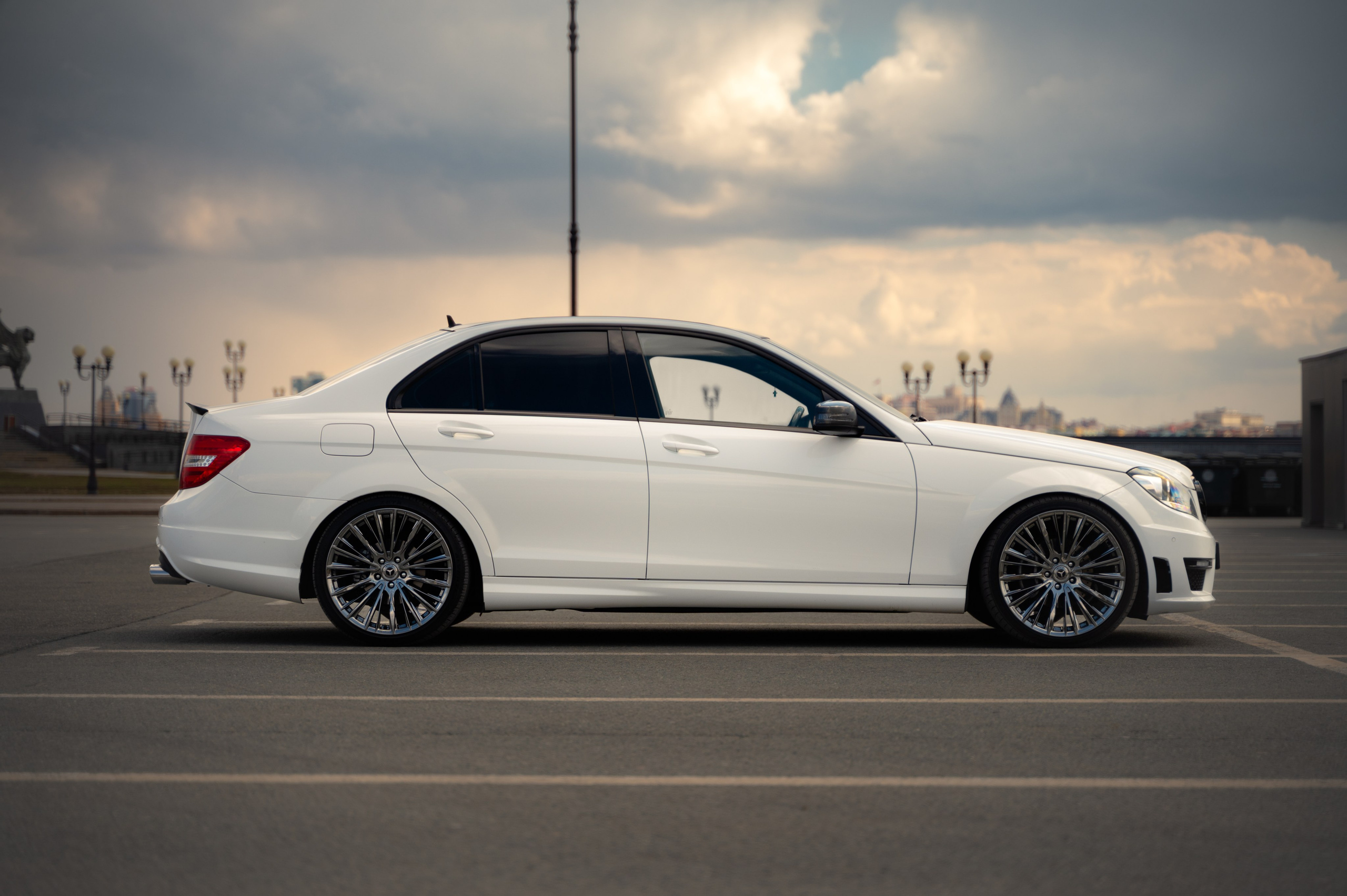 Автомобильная фотосъёмка Mercedes-benz c63 amg. Фотограф/видеограф Богдан Голованов