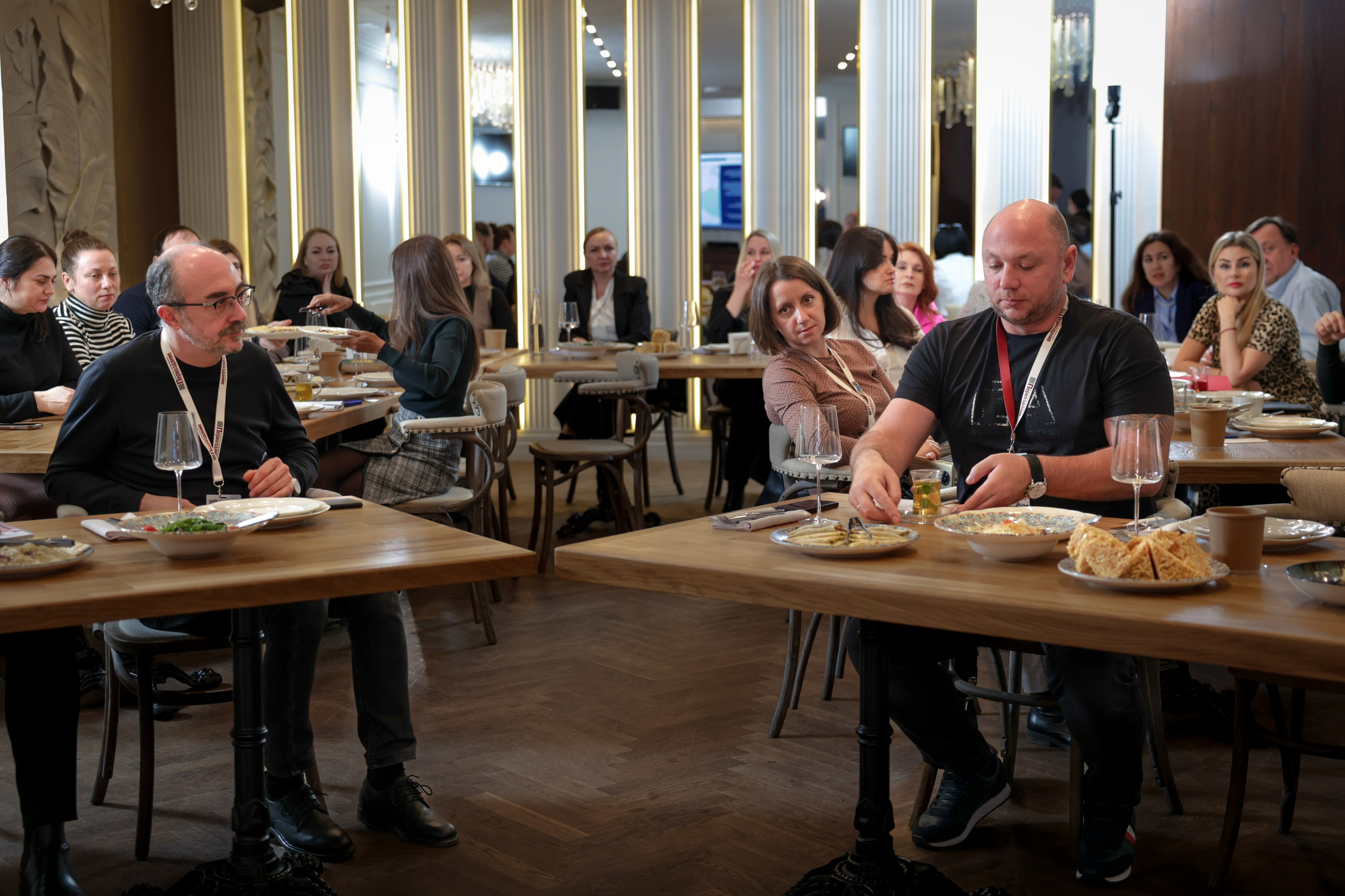 Бизнесс завтрак Level Group. Свадебный фотограф Астрахань