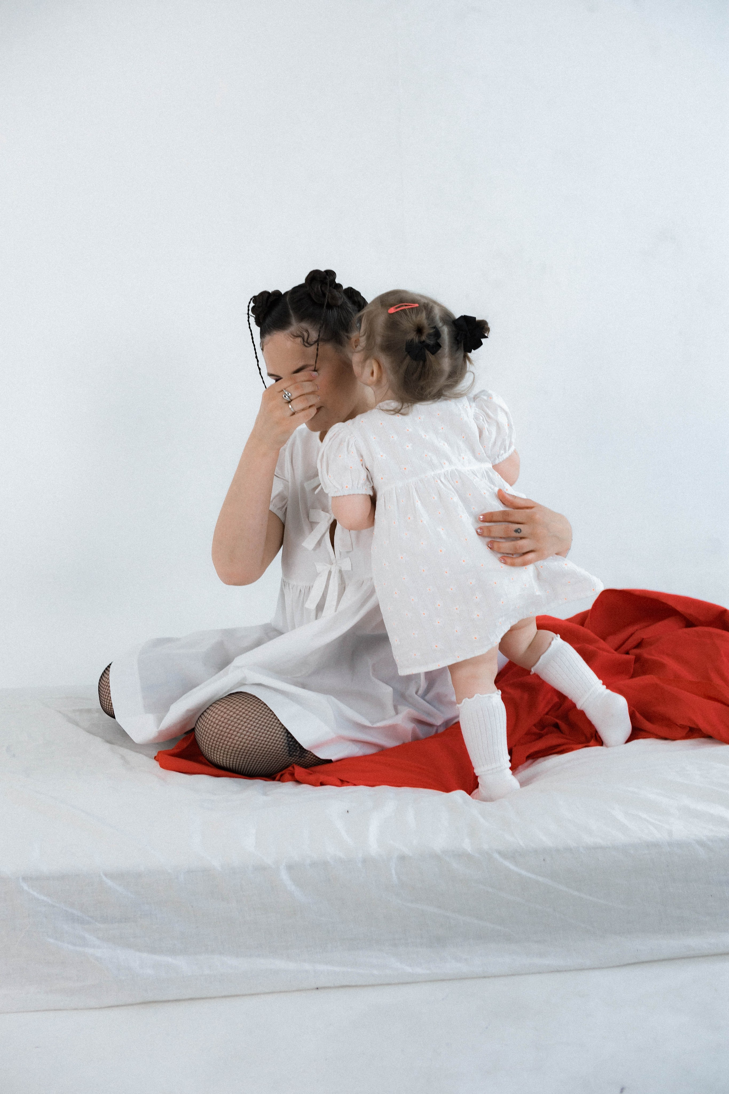 Семейная: Алена и ее дочка Женя. Контент-фотограф для творческих единиц и мастеров в Санкт-Петербурге