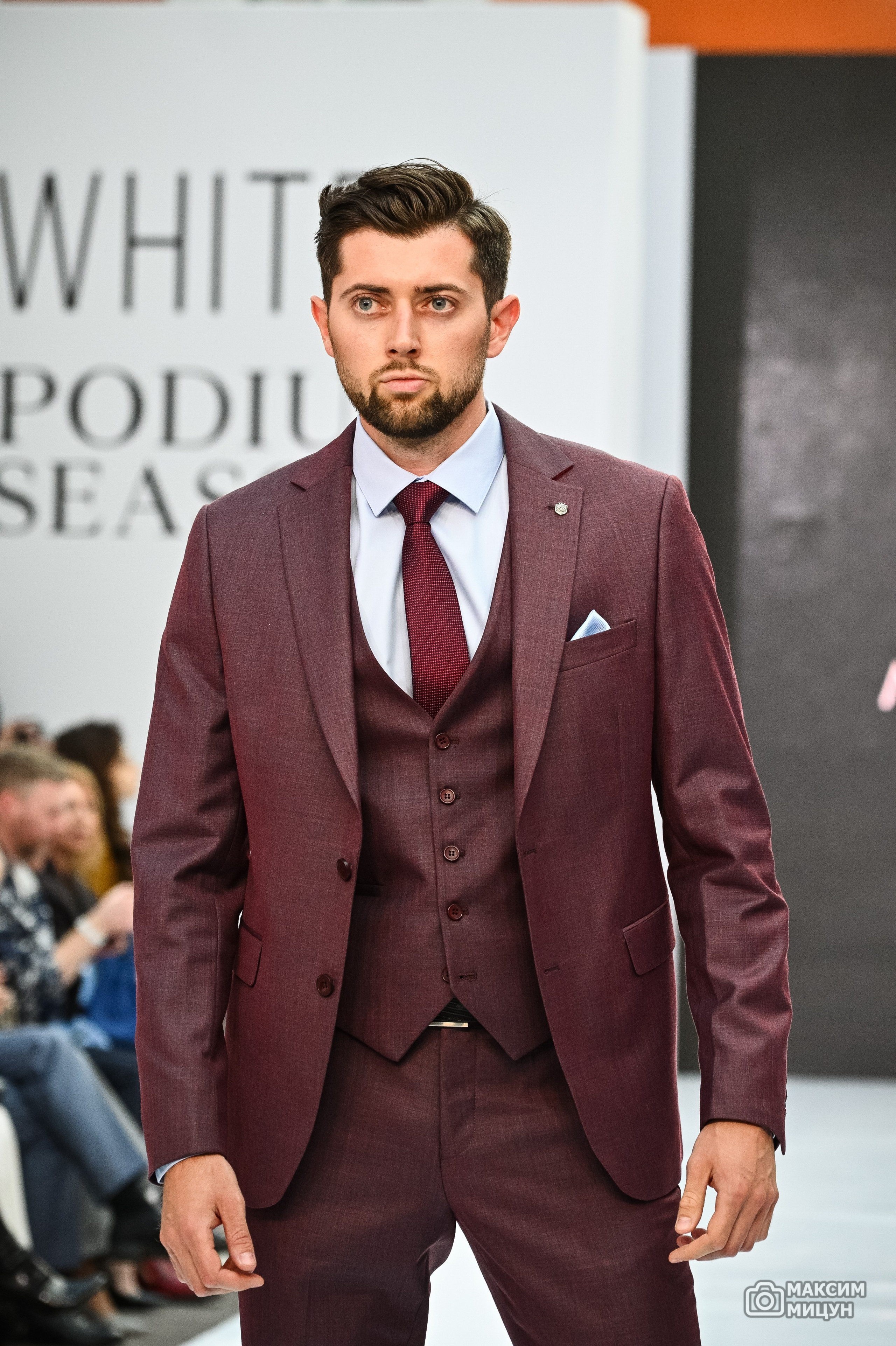 Модные показы. Фотограф Максим Мицун. Портрет, свадьба, репортаж, каталог